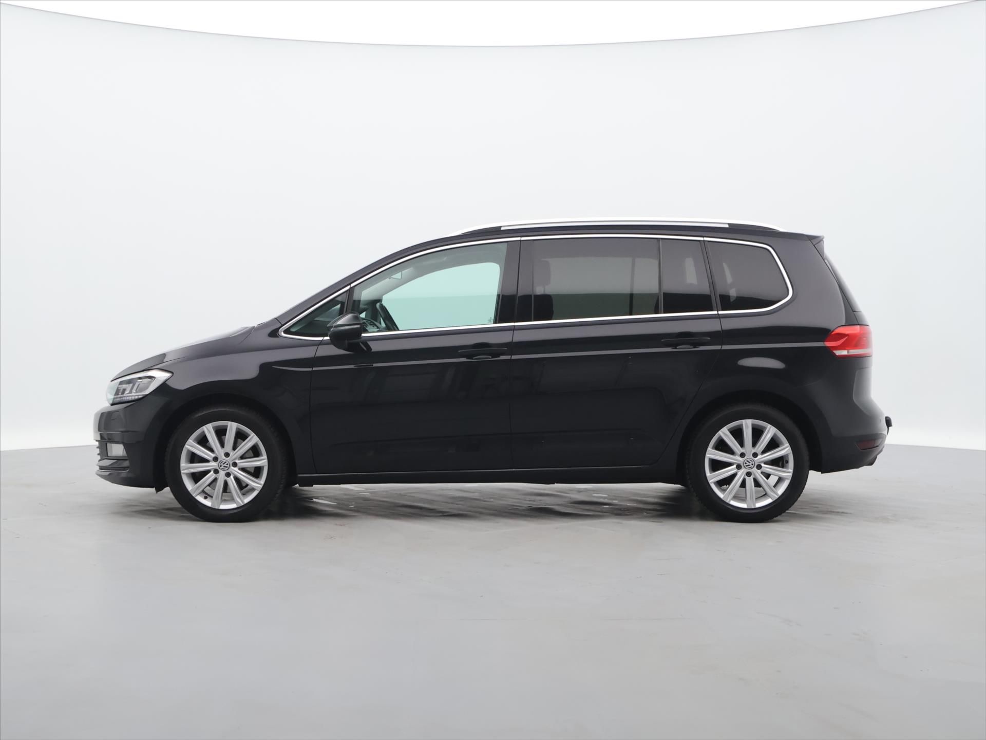 Volkswagen Touran, 2,0 TDI 110kW Highline DSG 7M - fotka 4