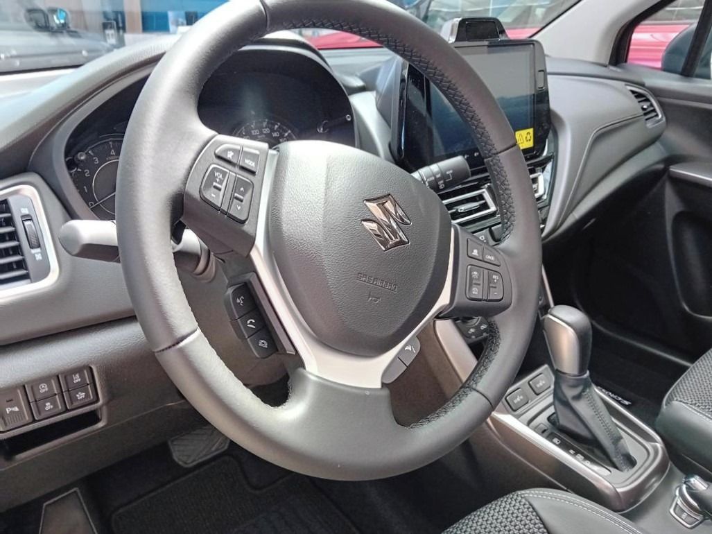 Suzuki S-Cross, 1,4 Elegance Panorama 4x4 AT - fotka 4