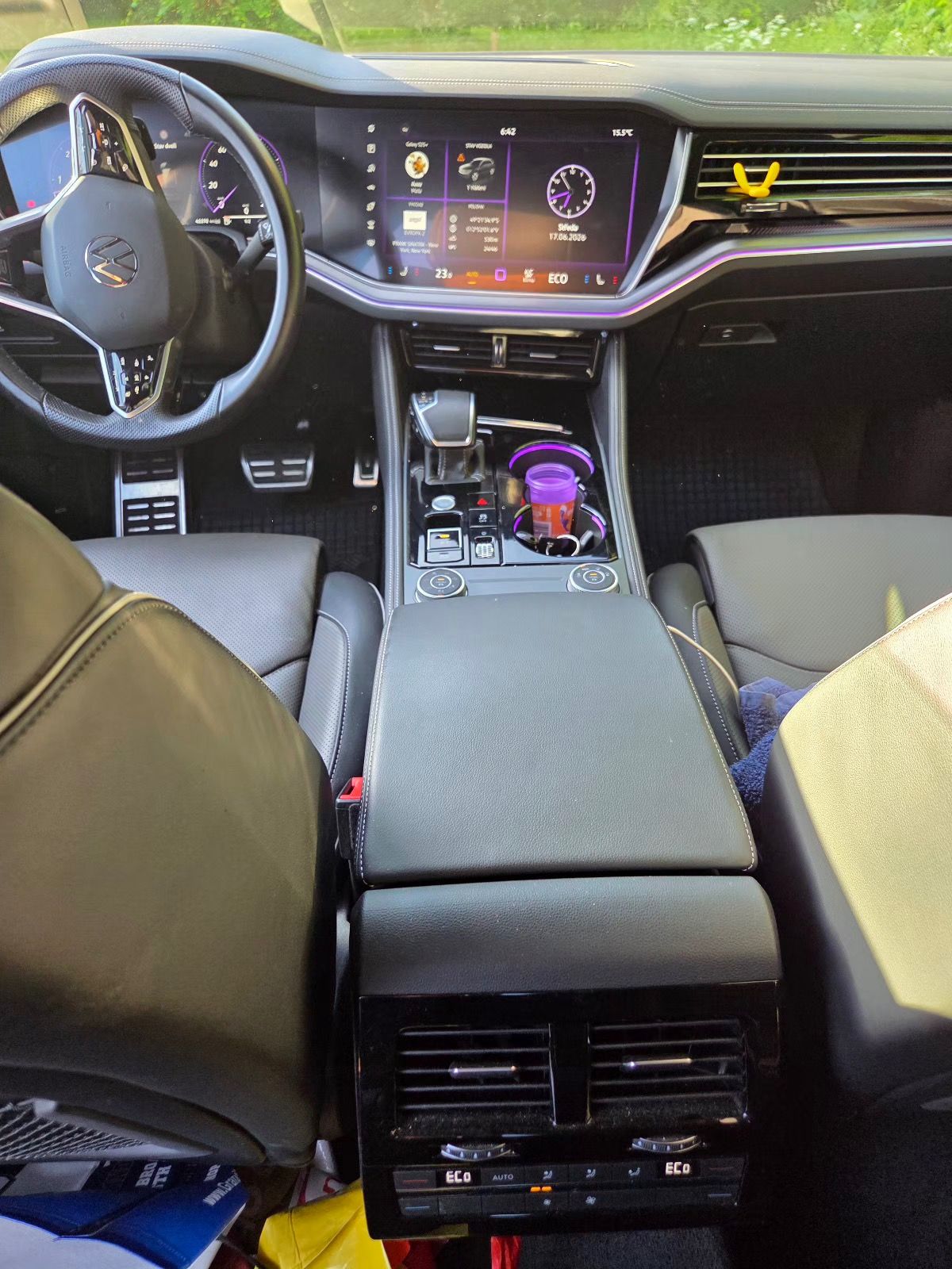 Volkswagen Touareg, R-Line 210 kw V6 3,0 tažné - fotka 5