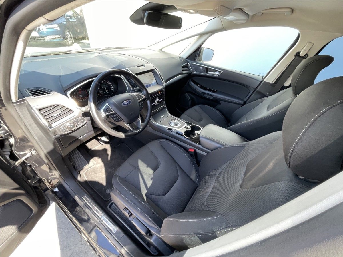 Ford S-MAX, 2,0 EcoBlue AWD A8 Titanium TZ - fotka 5