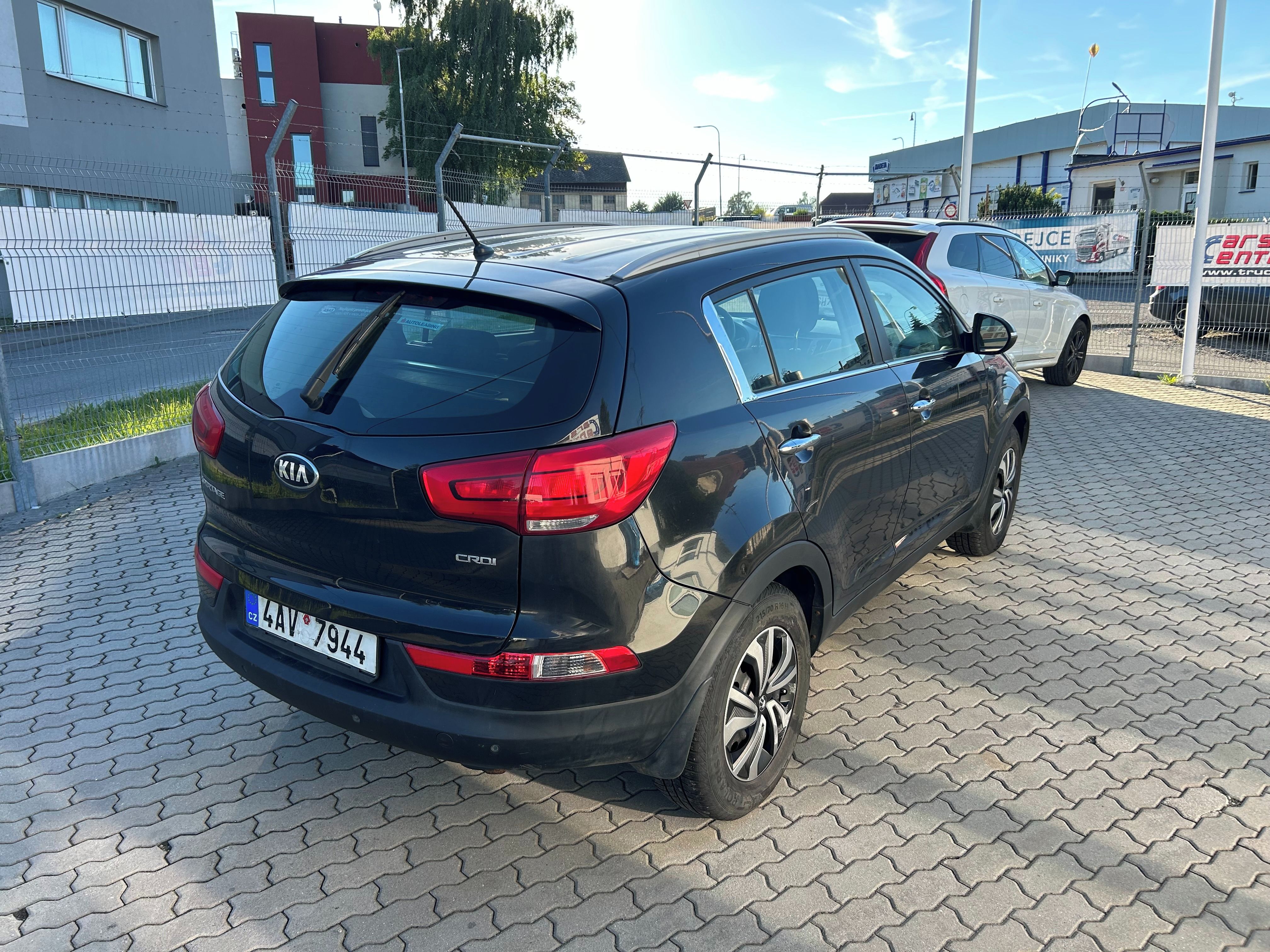 Kia Sportage, 2.0CRDI / 4x4 / Automat - fotka 3