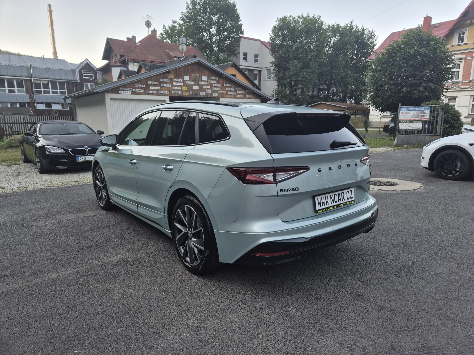 Škoda Enyaq, SPORTLINE 195kw, iV80x SOH 92% - fotka 4