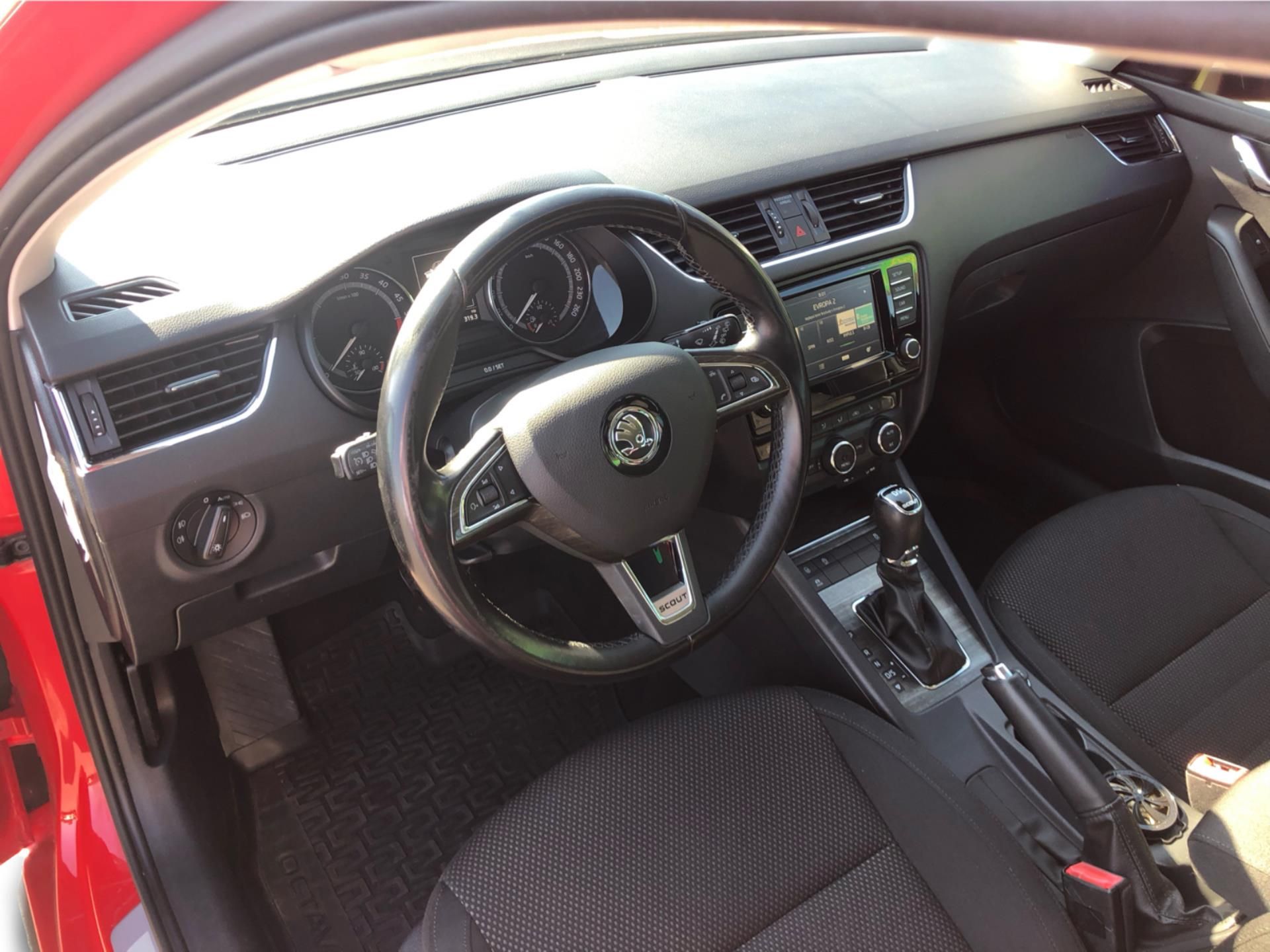 Škoda Octavia, III 4x4 Scout 2,0 TDI CR /135k - fotka 5