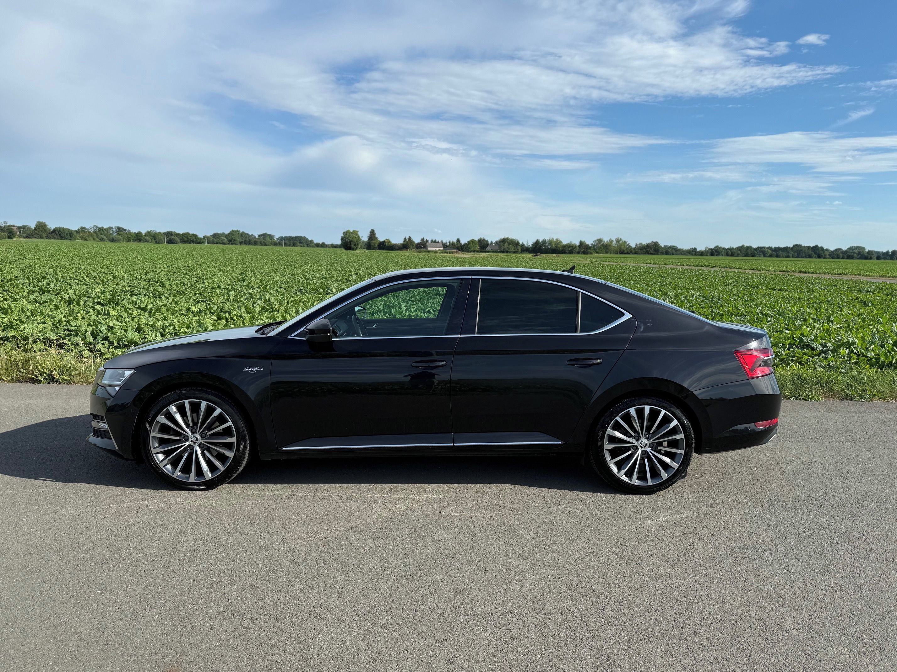 Škoda Superb, Superb 2.0TDI 140kW DSG L&K FL - fotka 6