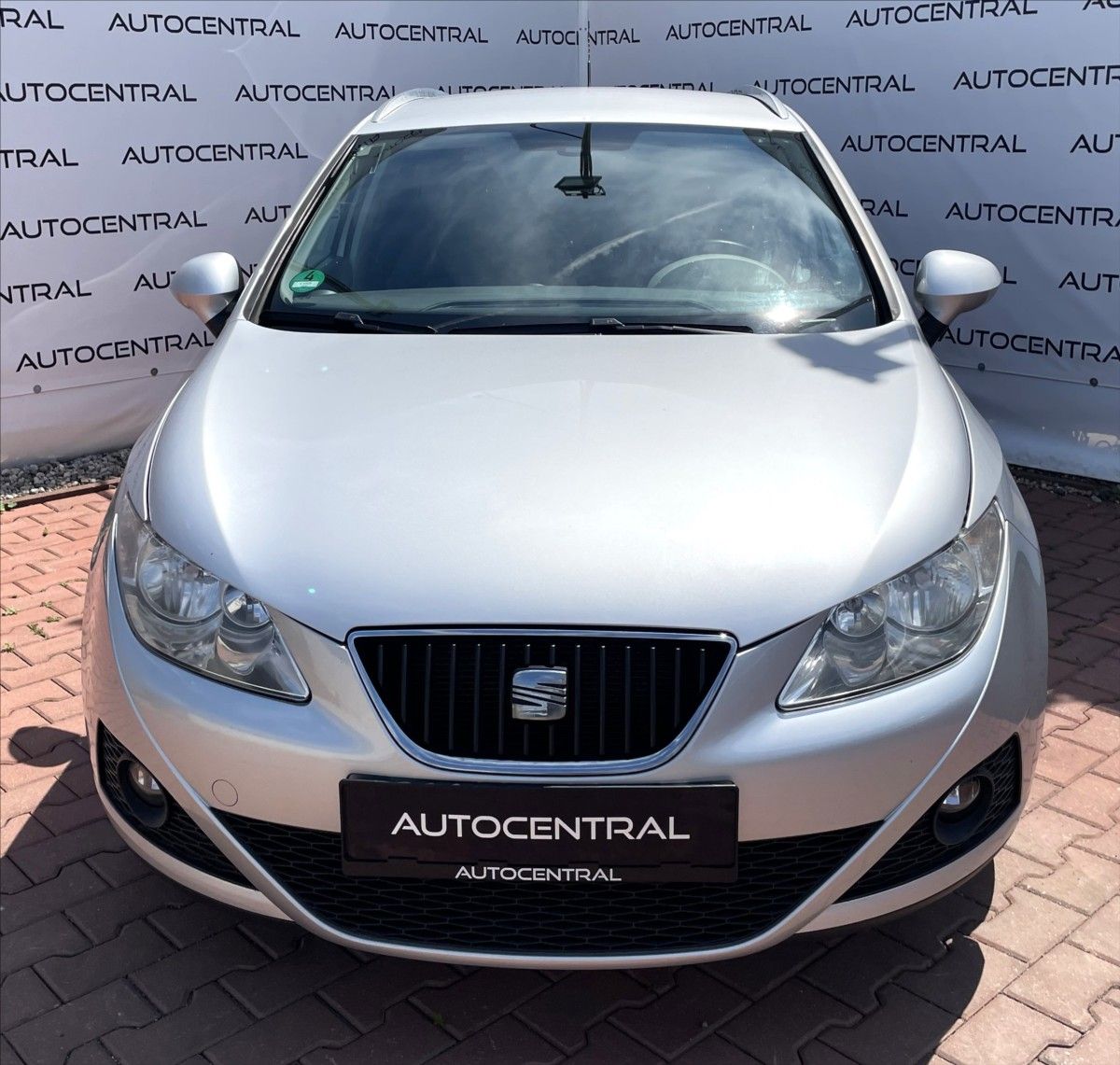 Seat Ibiza, 1,2 TSi,77kW,serv.kn. - fotka 2