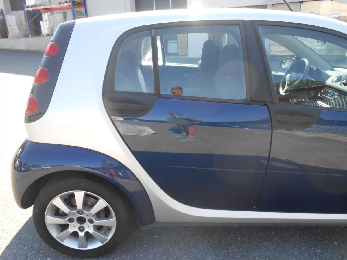 Smart Forfour, 1,3 i 70Kw - fotka 5