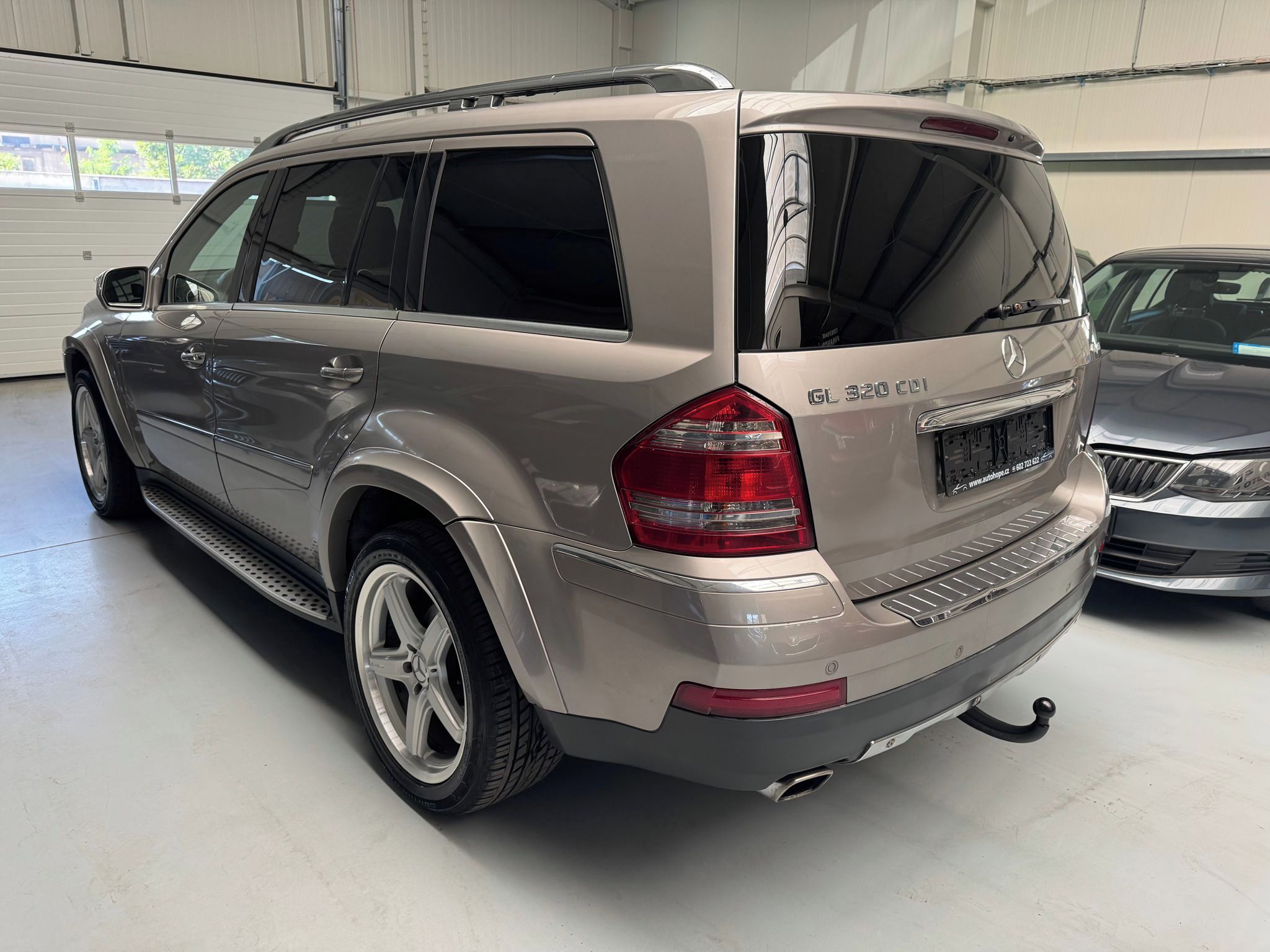 Mercedes-Benz GL, 320 CDI 4Matic - fotka 4