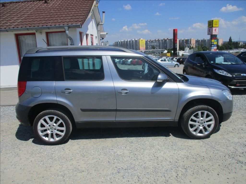 Škoda Yeti, 1,4 TSI, aut.klima,serv.kniha, - fotka 4