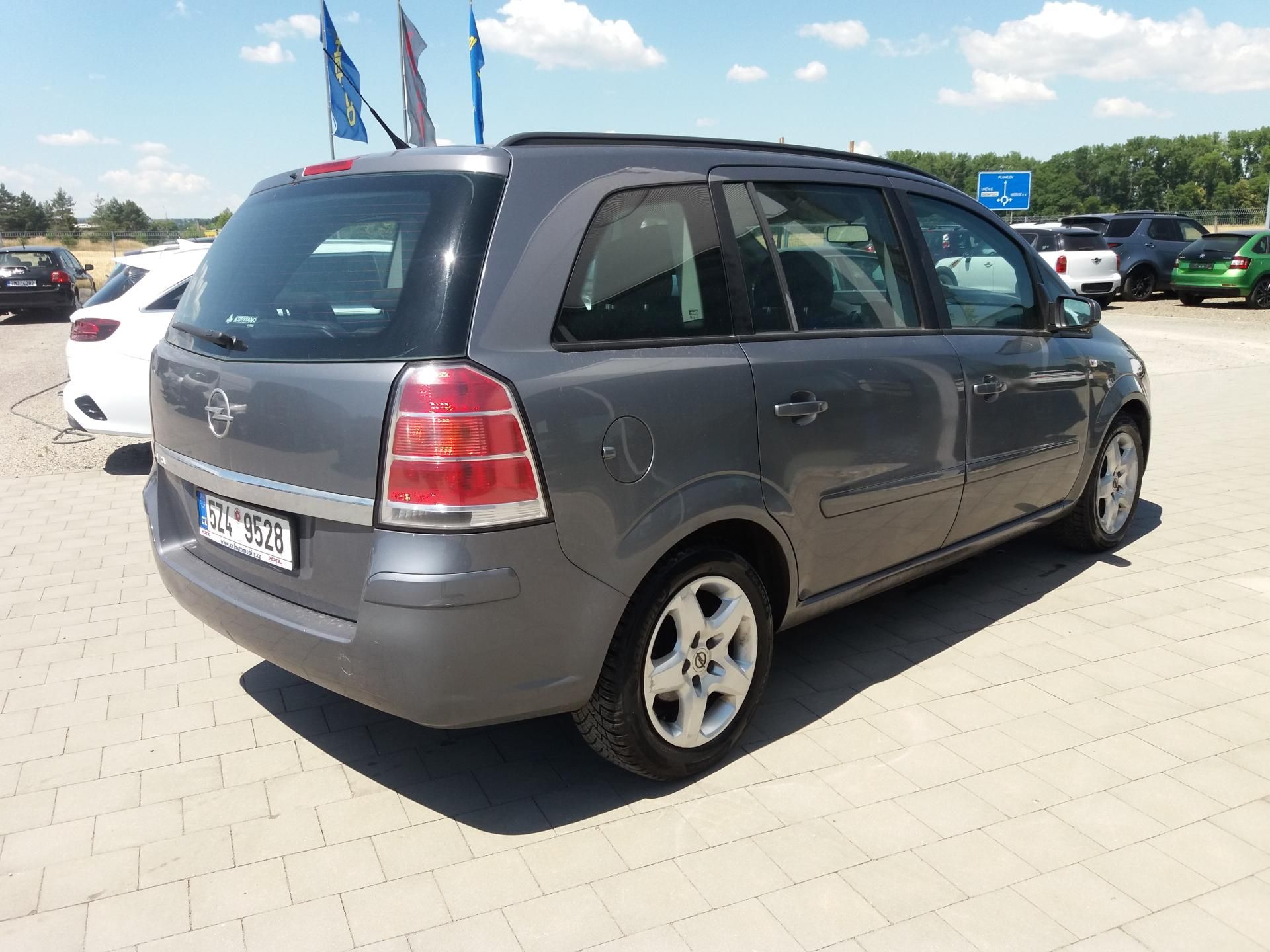 Opel Zafira, 1.6i, 7.MIST,KLIMA - fotka 4