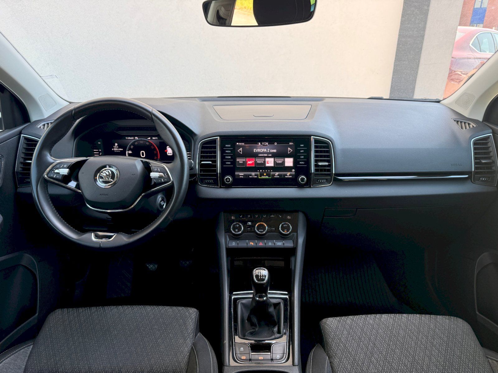 Škoda Karoq, KAROQ STYLE TDI 2.0/85KW 6MP - fotka 5