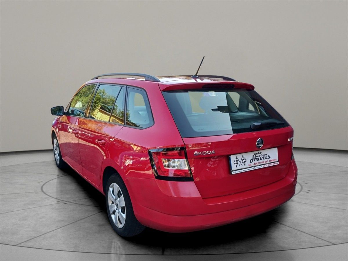 Škoda Fabia, 1,2 TSI 66KW KOMBI - fotka 5