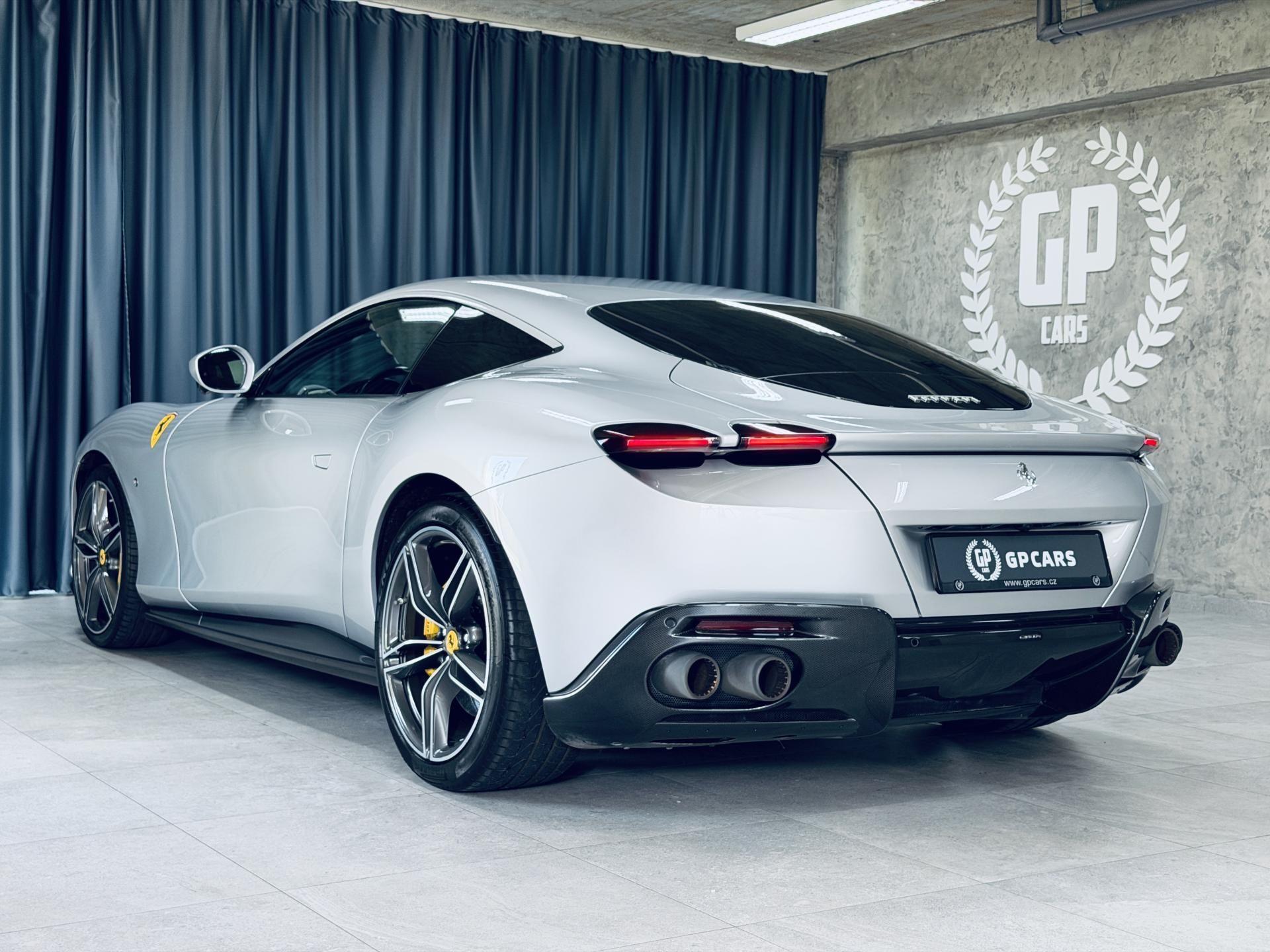 Ferrari Roma, FULL CARBON MAX VÝB ZÁRUKA - fotka 4