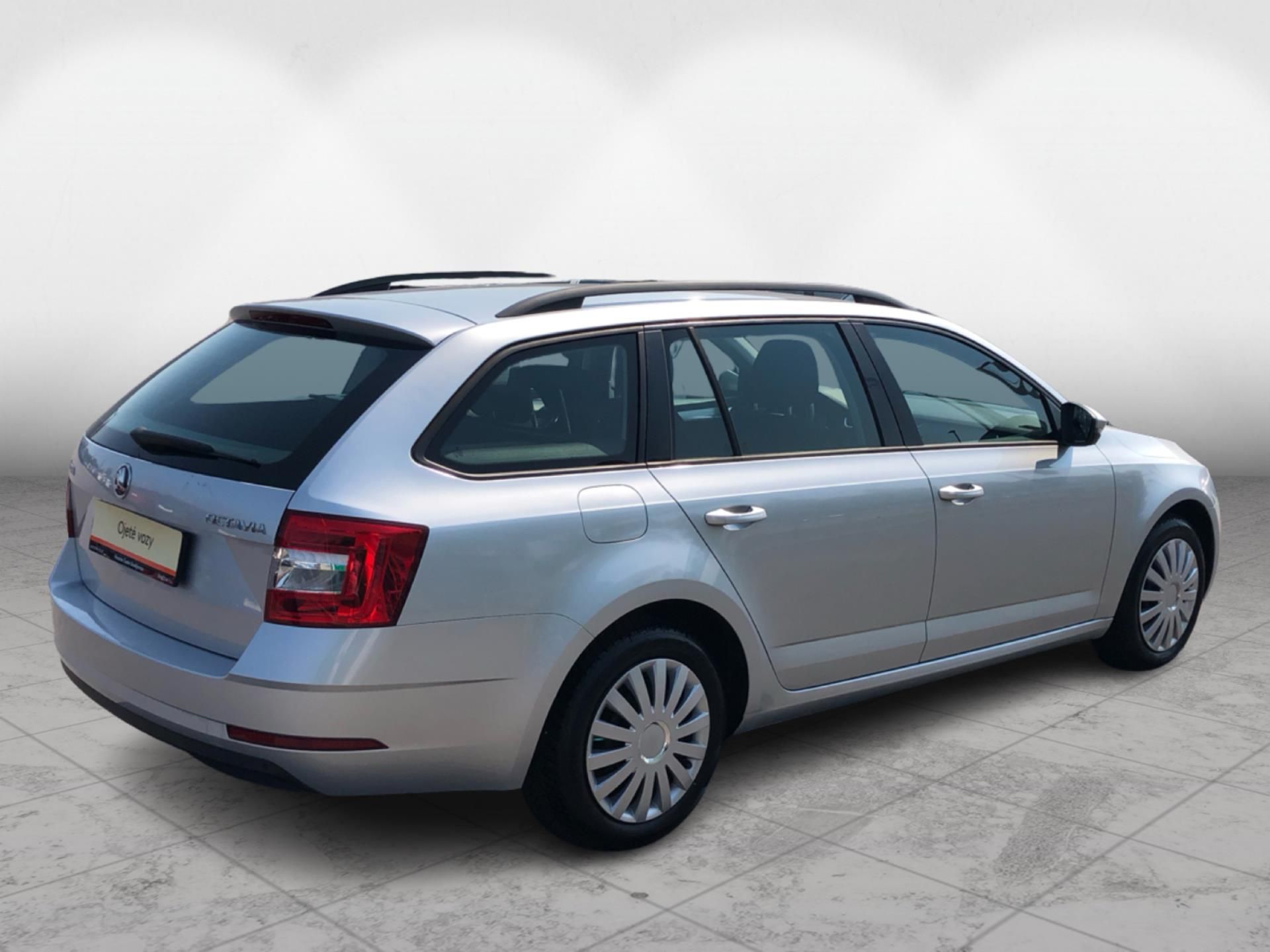 Škoda Octavia, III FL Combi Ambition 1.6TDI - fotka 2
