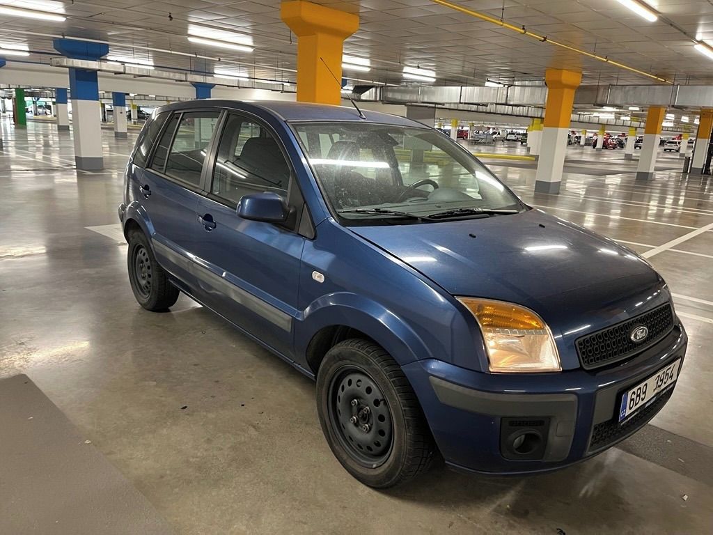 Ford Fusion - fotka 4