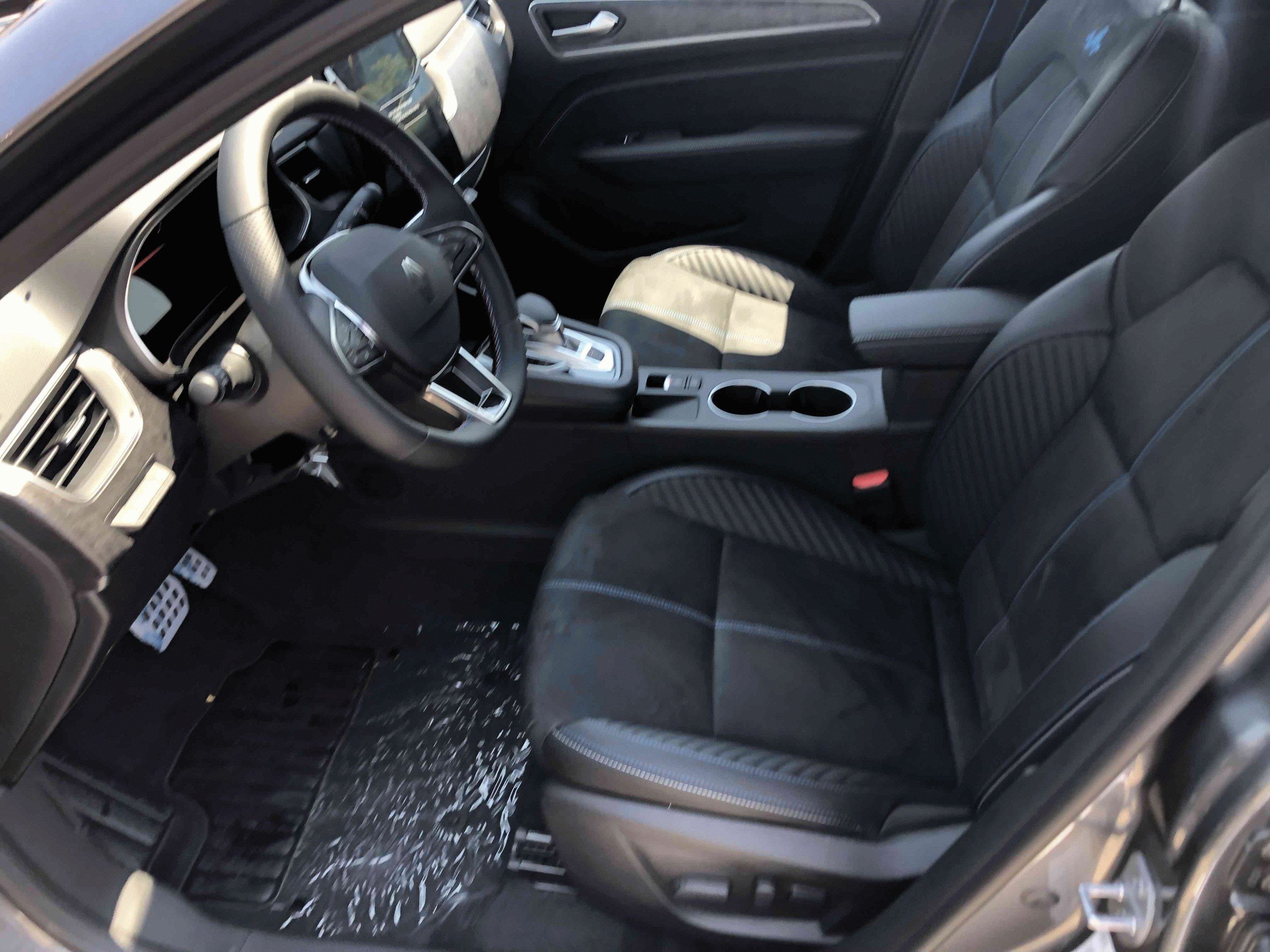 Renault Arkana, full hybrid E-tech 145 E-Tech - fotka 6