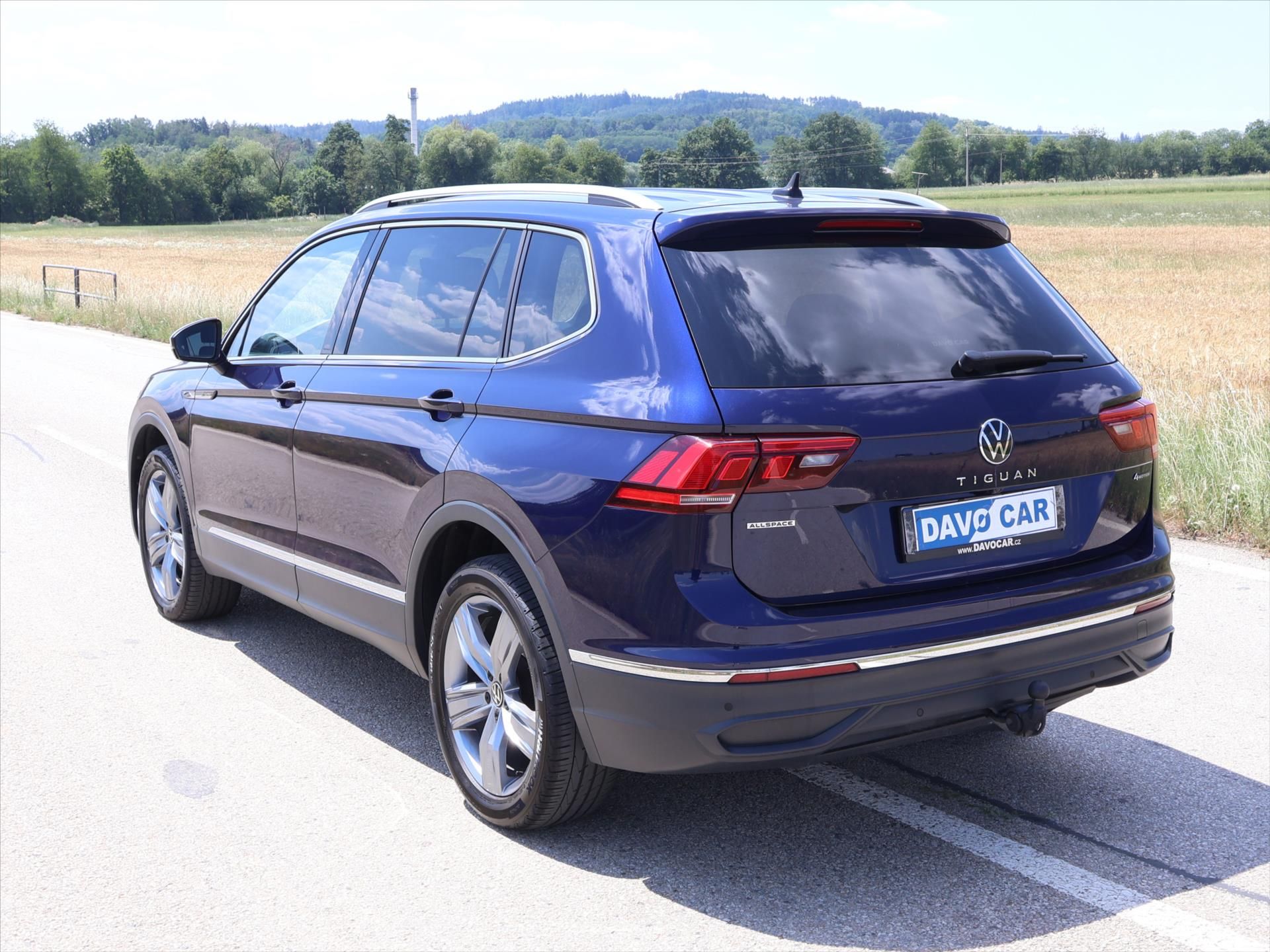 Volkswagen Tiguan Allspace, 2,0 TSI 140kw 4motion DPH TZ - fotka 5