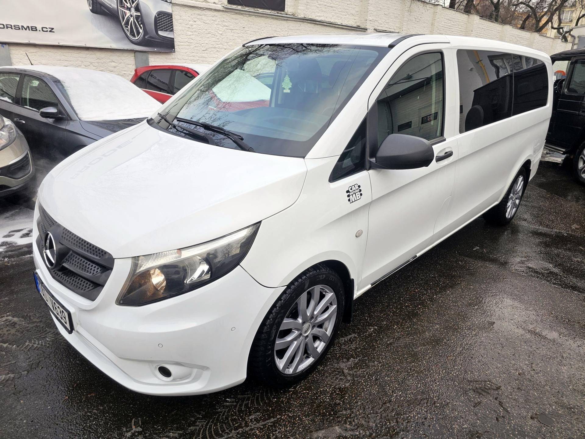 Mercedes-Benz Vito, Tourer 9-míst 4Matic serv.kn.