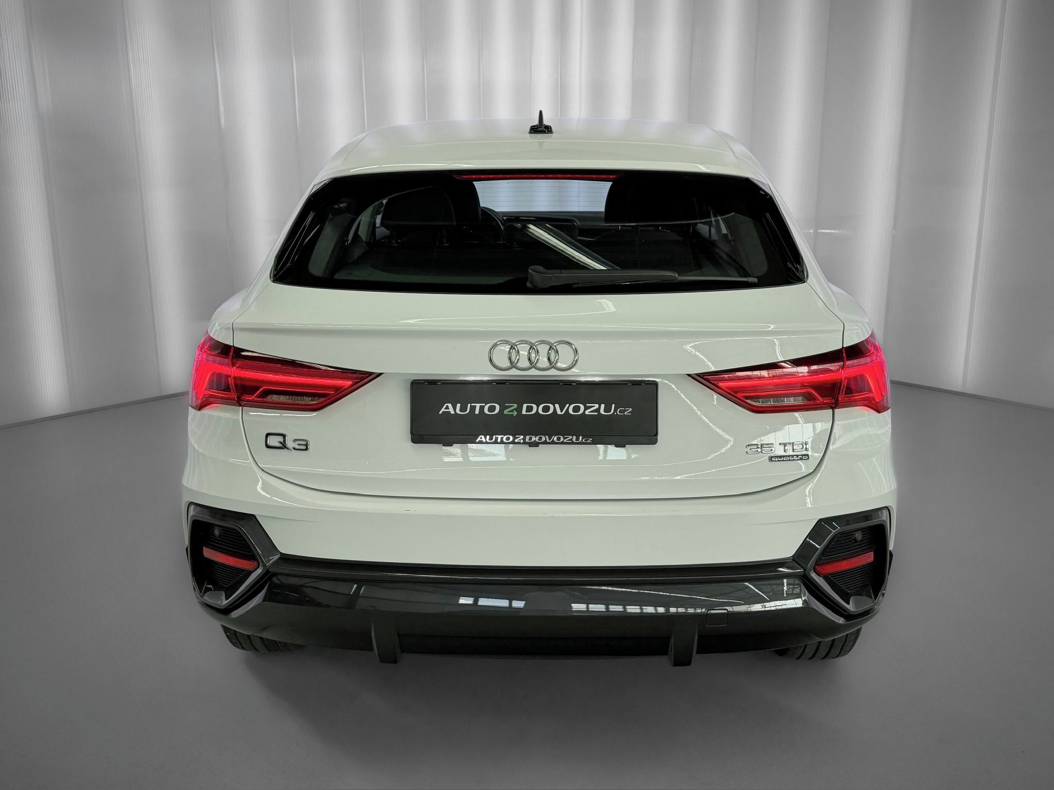 Audi Q3, 35TDI QUATTRO SB, VIRTUAL, LED - fotka 6