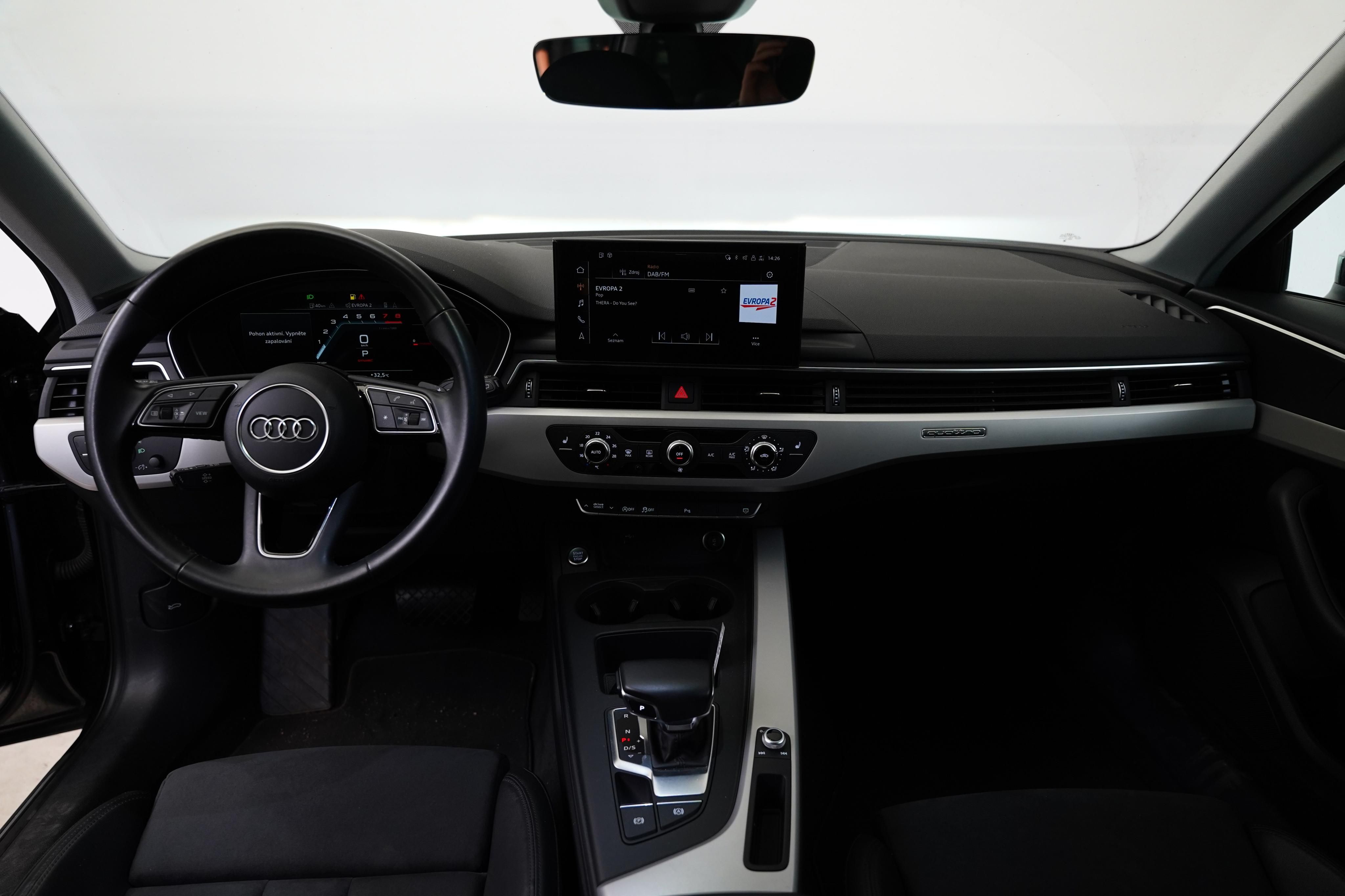 Audi A4, 45 TFSI  195 kW quattro S line - fotka 6