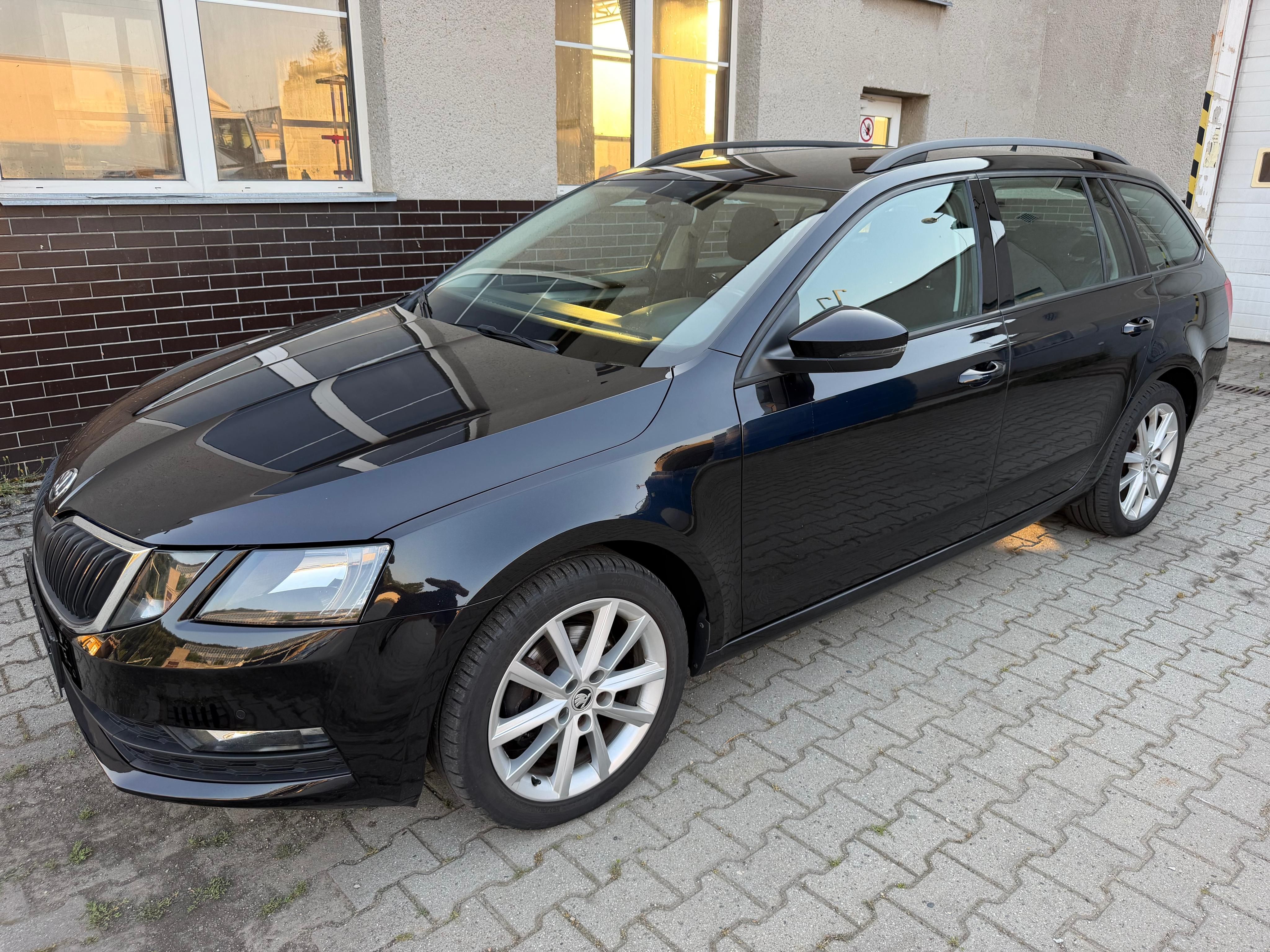 Škoda Octavia, 1.4 TSI DSG 110kW - fotka 3