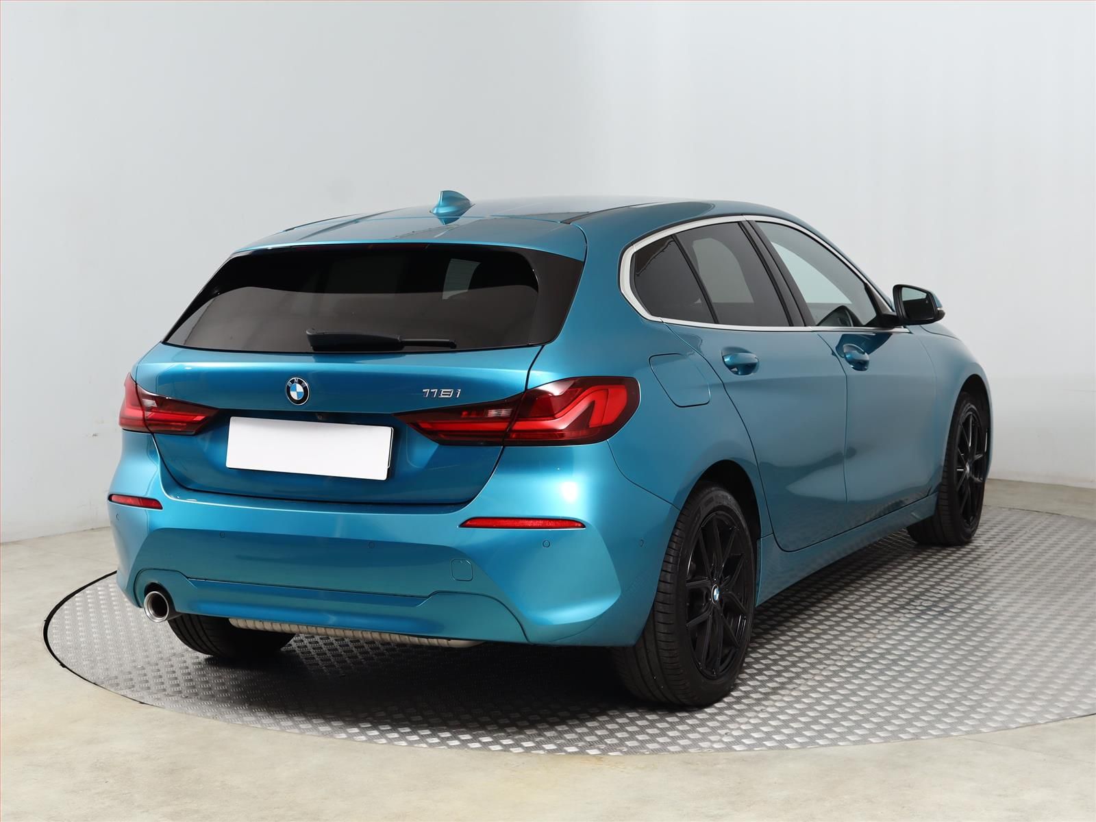 BMW Řada 1, 118i, Automat, Serv.kniha - fotka 5