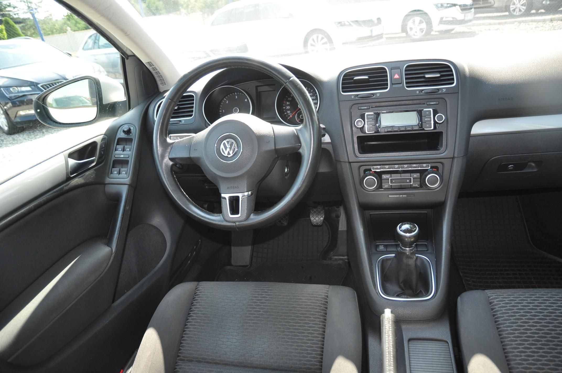 Volkswagen Golf, VI 1.6TDi 66kW Trendline - fotka 5