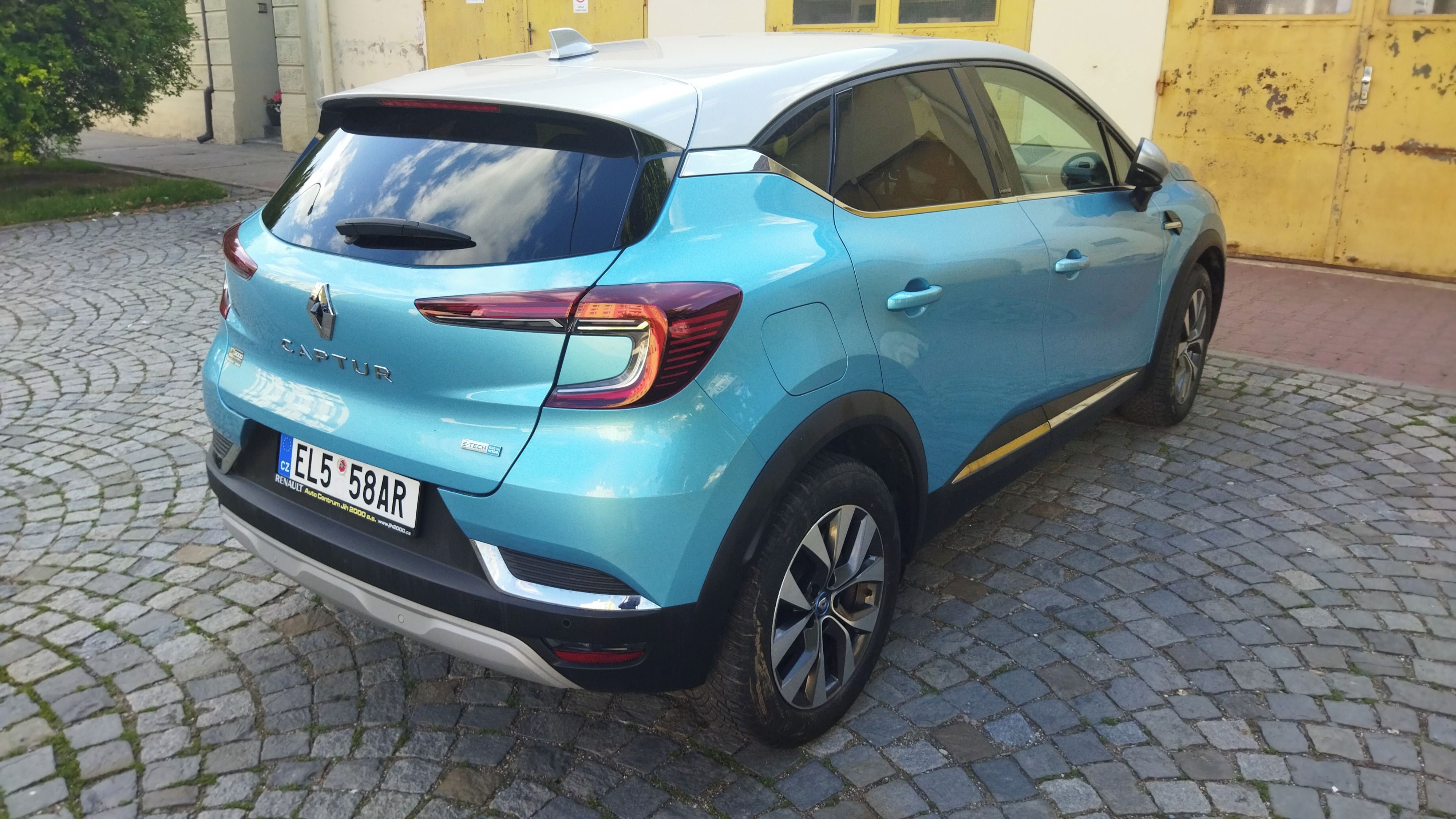 Renault Captur - fotka 3
