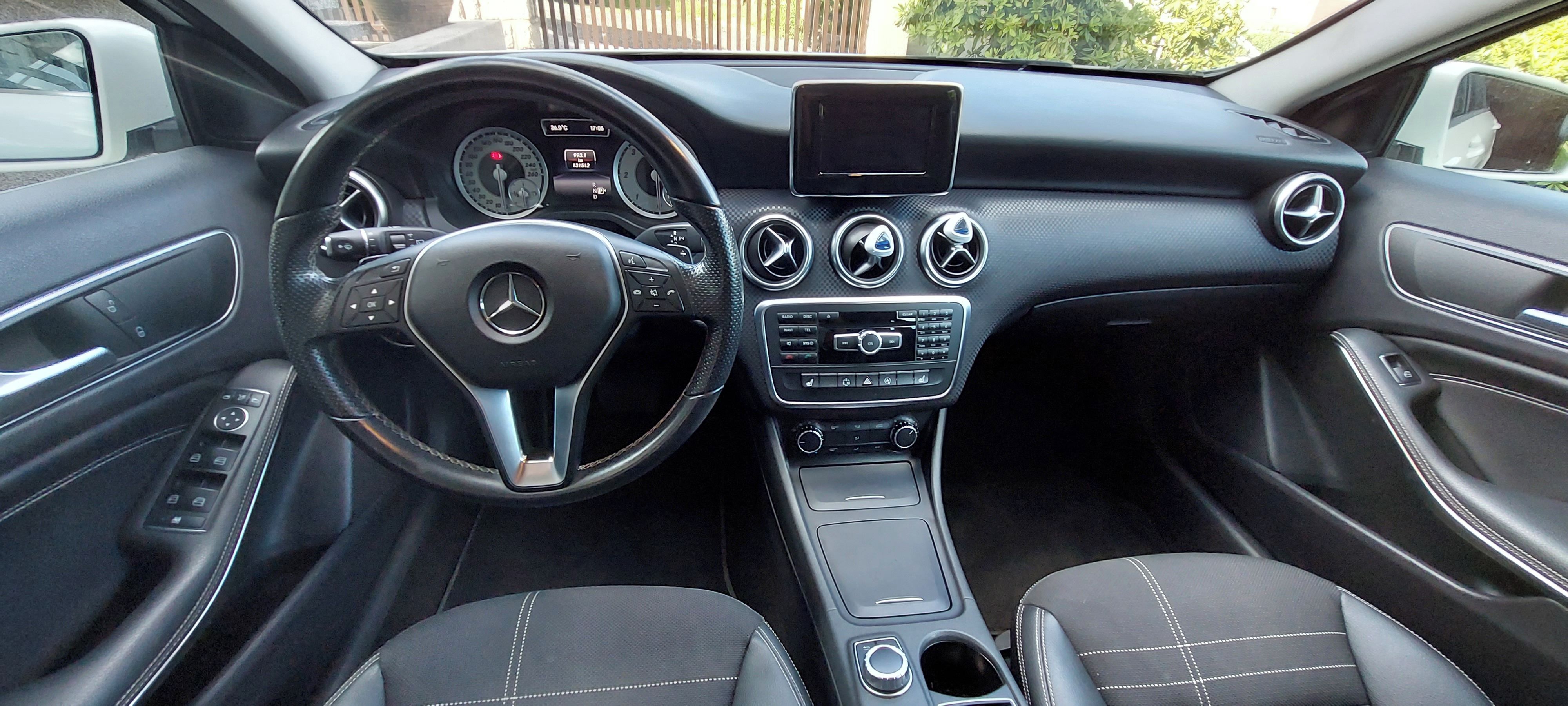 Mercedes-Benz Třídy A, A220 CDI 4MATIC - fotka 5