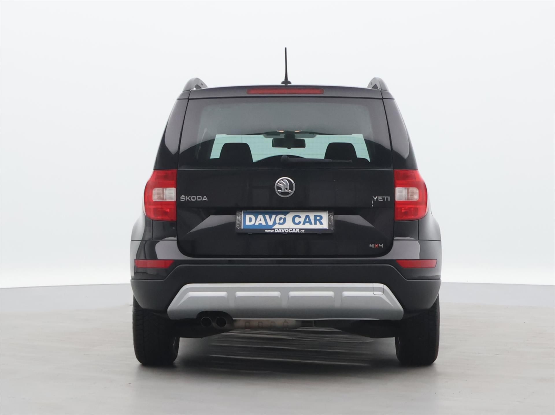 Škoda Yeti, 2,0 TDI 4x4 Outdoor Xenon - fotka 6