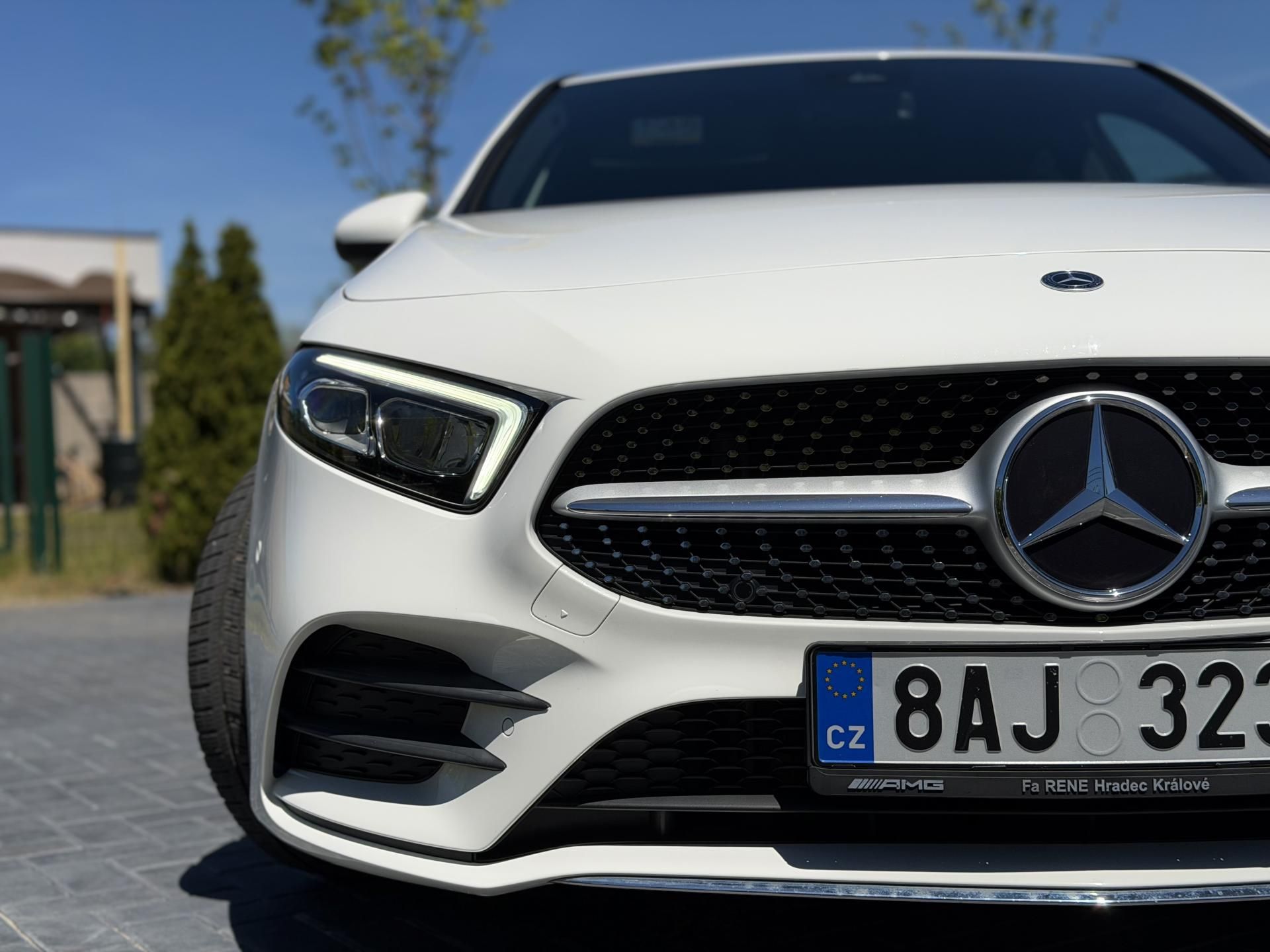 Mercedes-Benz Třídy A, 180d / AMG line / automat - fotka 6