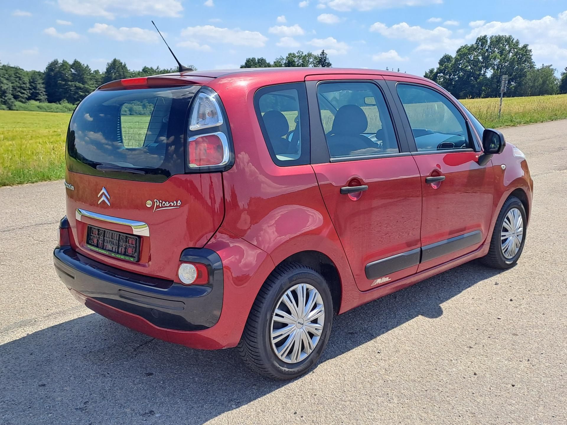 Citroën C3 Picasso, 1.4 SERVISOVÁNO PĚKNÝ STAV - fotka 5