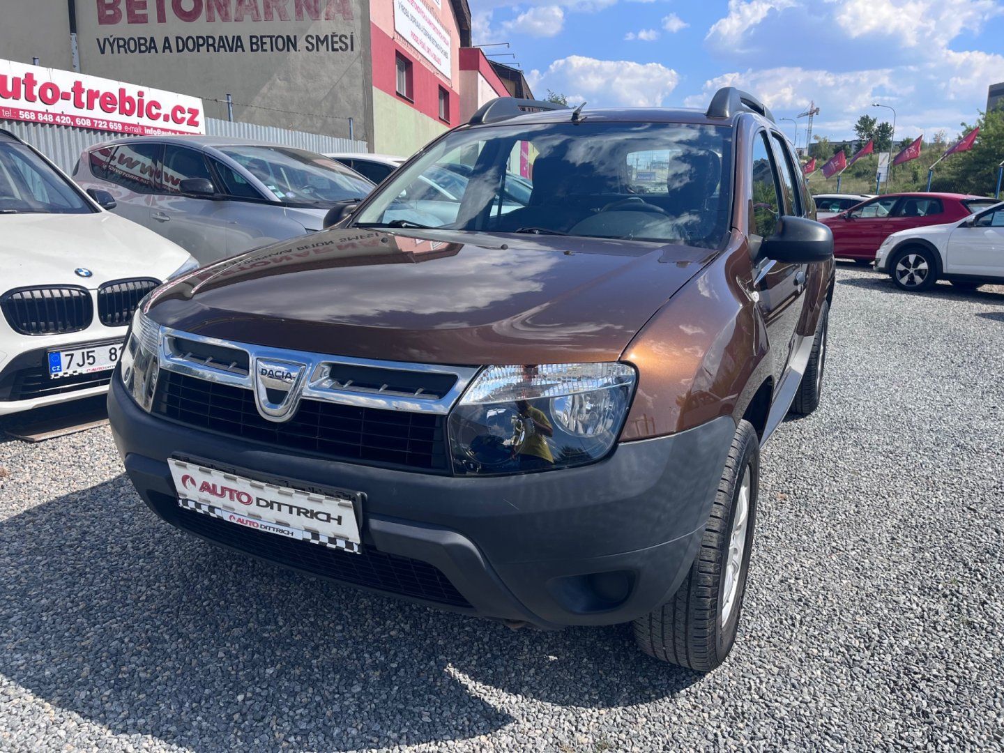 Dacia Duster, 1.6i 16V 4X4 - fotka 2