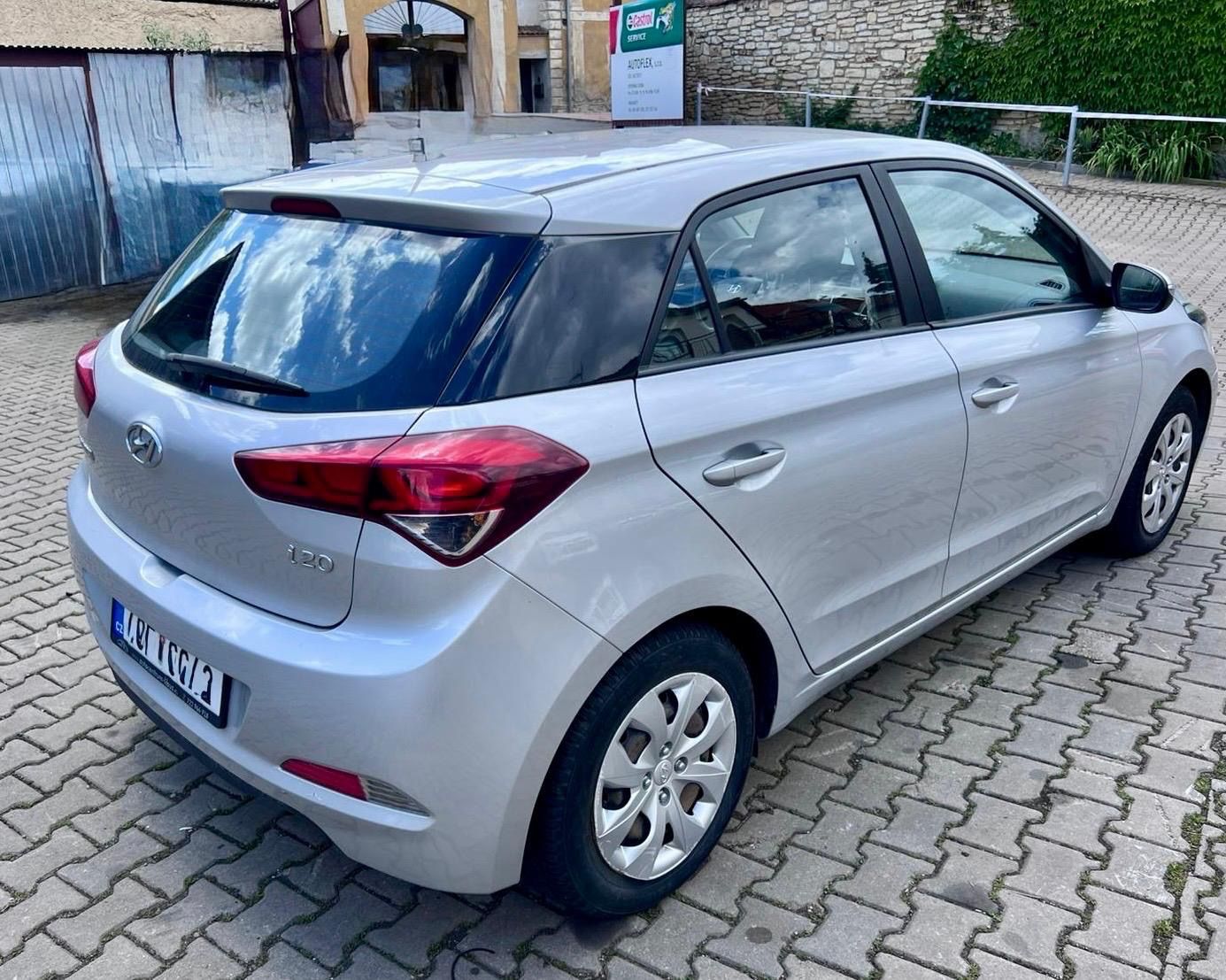 Hyundai i20, 76tis.km,CZ puvod, 1.2b. 55kW - fotka 3