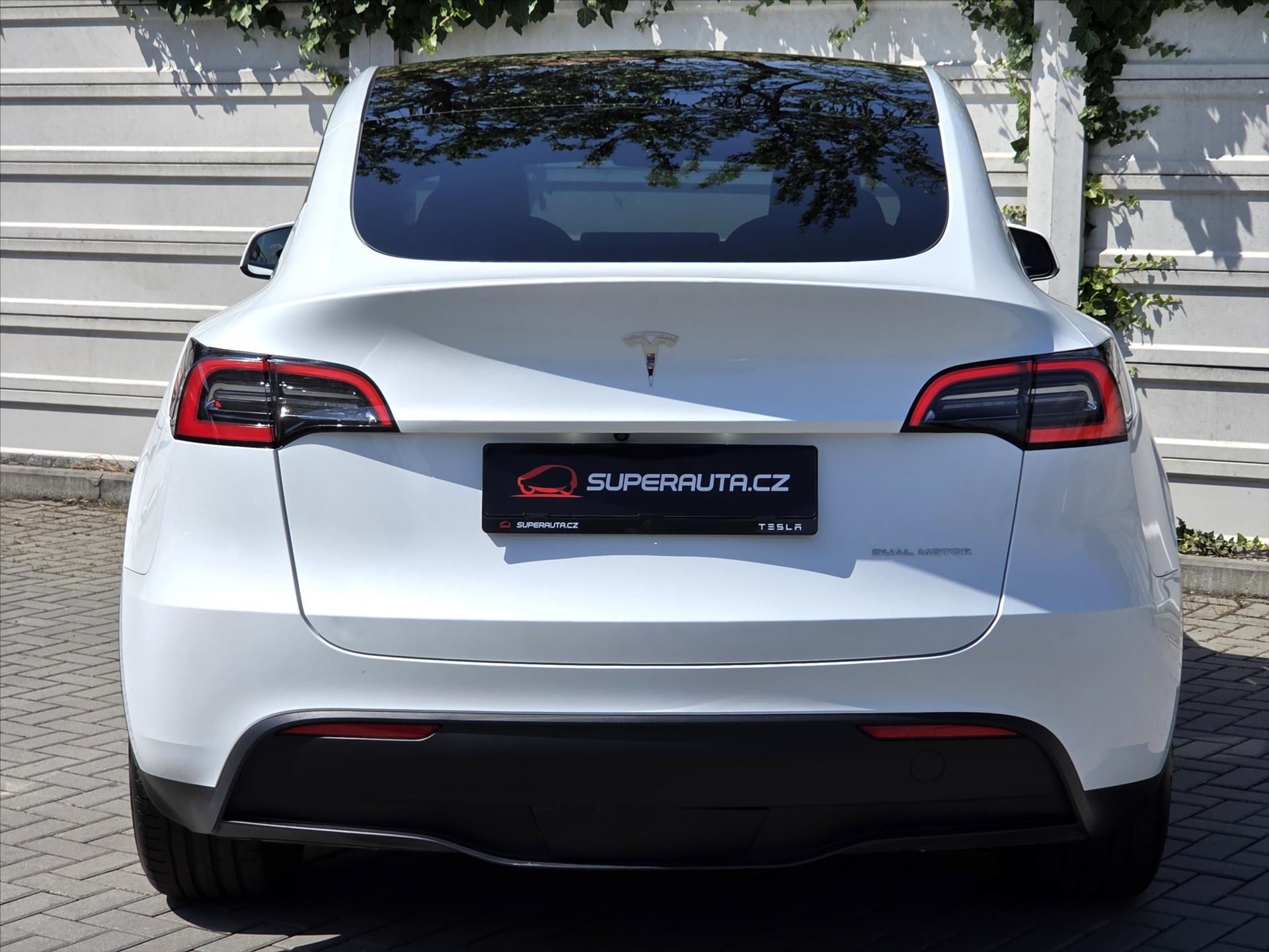 Tesla Model Y, LR 4x4 Tažné z. SoH 93.4% 1.ma - fotka 6