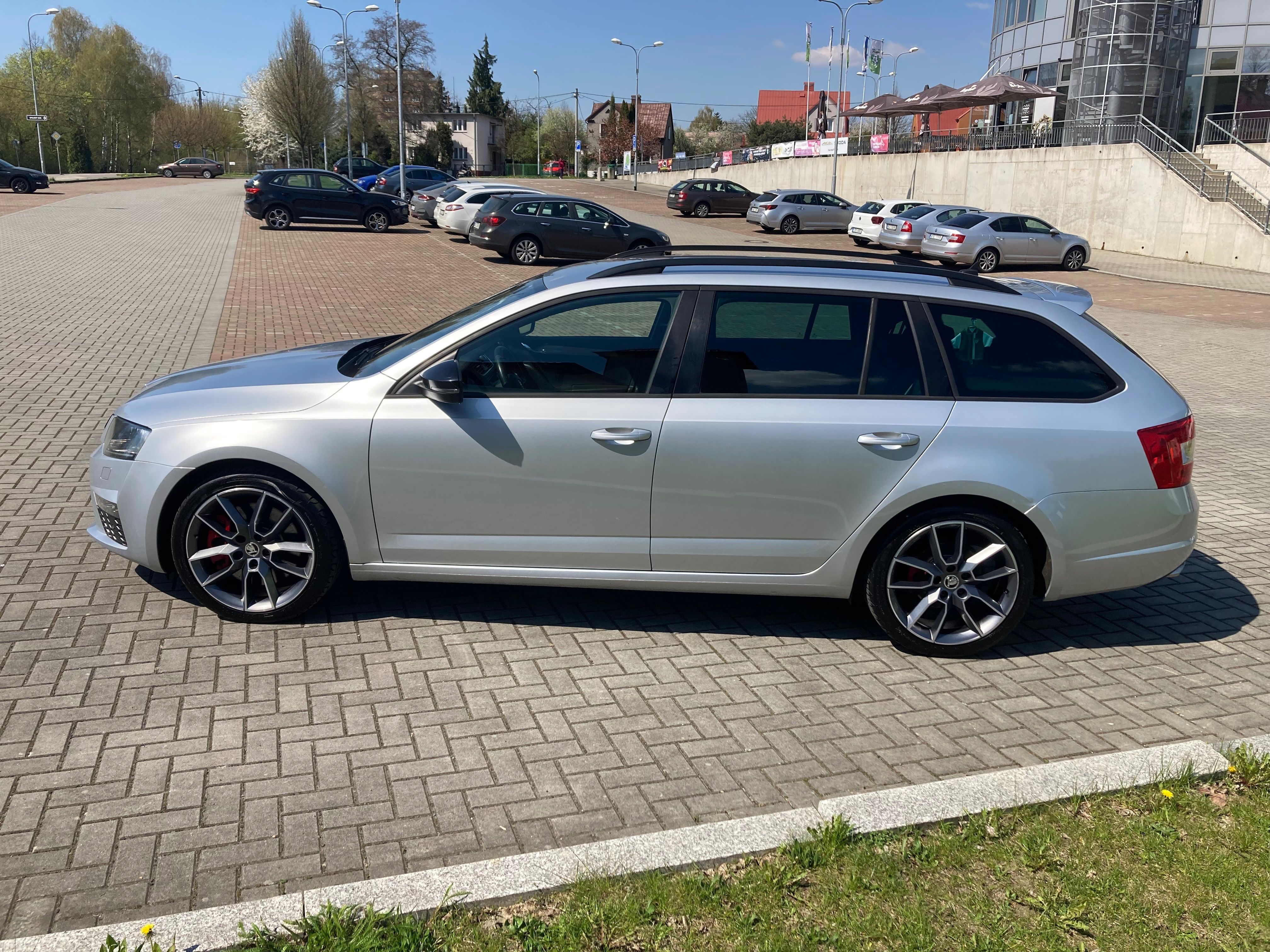 Škoda Octavia, 2.0 TDI 135 KW RS - fotka 3