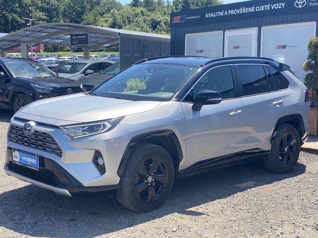 Toyota Rav4, 2.5HSD, ČR, Selection, 4x4 - fotka 4