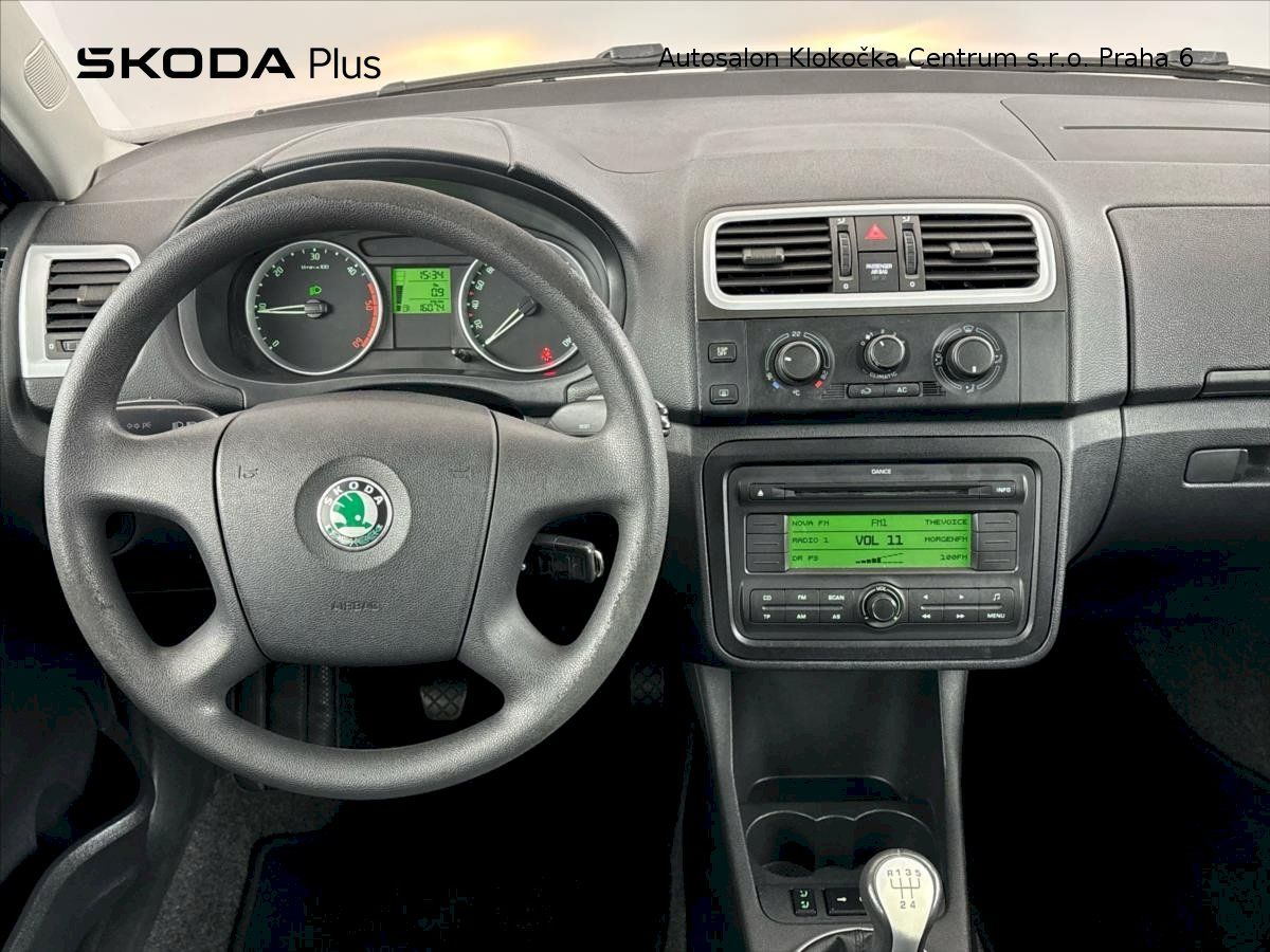 Škoda Fabia, TDI77 kW Ambiente - fotka 5