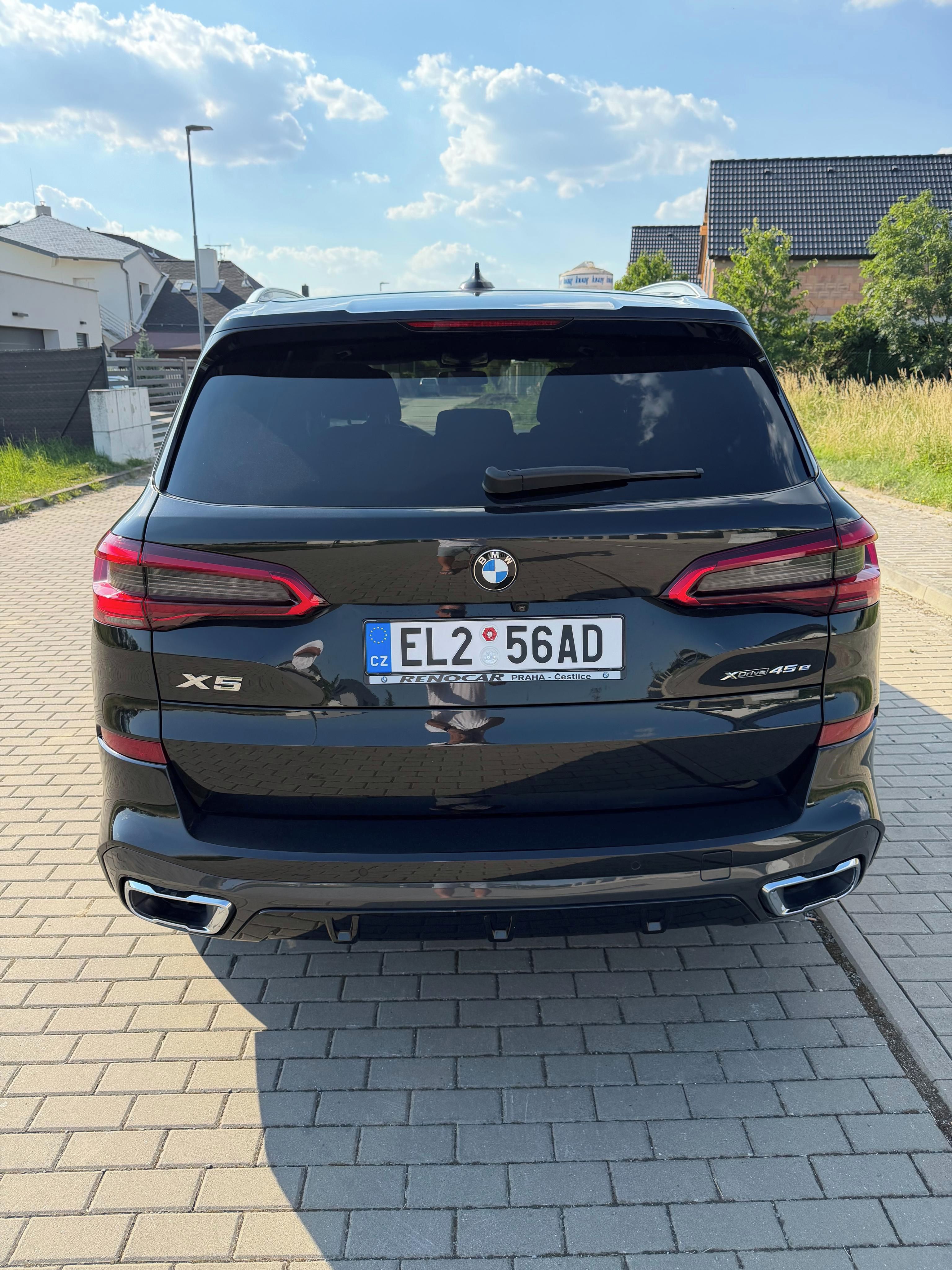 BMW X5, xDrive45e M Sport 394K - fotka 4