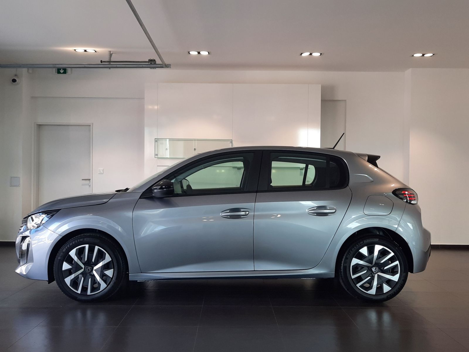 Peugeot 208, STYLE 1.2 TURBO 100k MAN6 - fotka 3