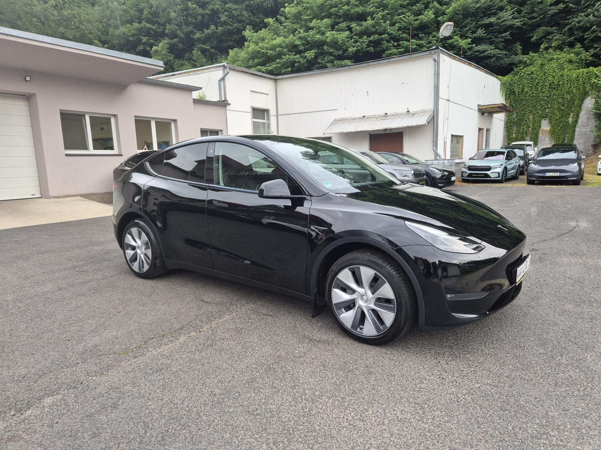 Tesla Model Y, LONG RANGE DUAL MOTOR TZ 90,0% - fotka 3
