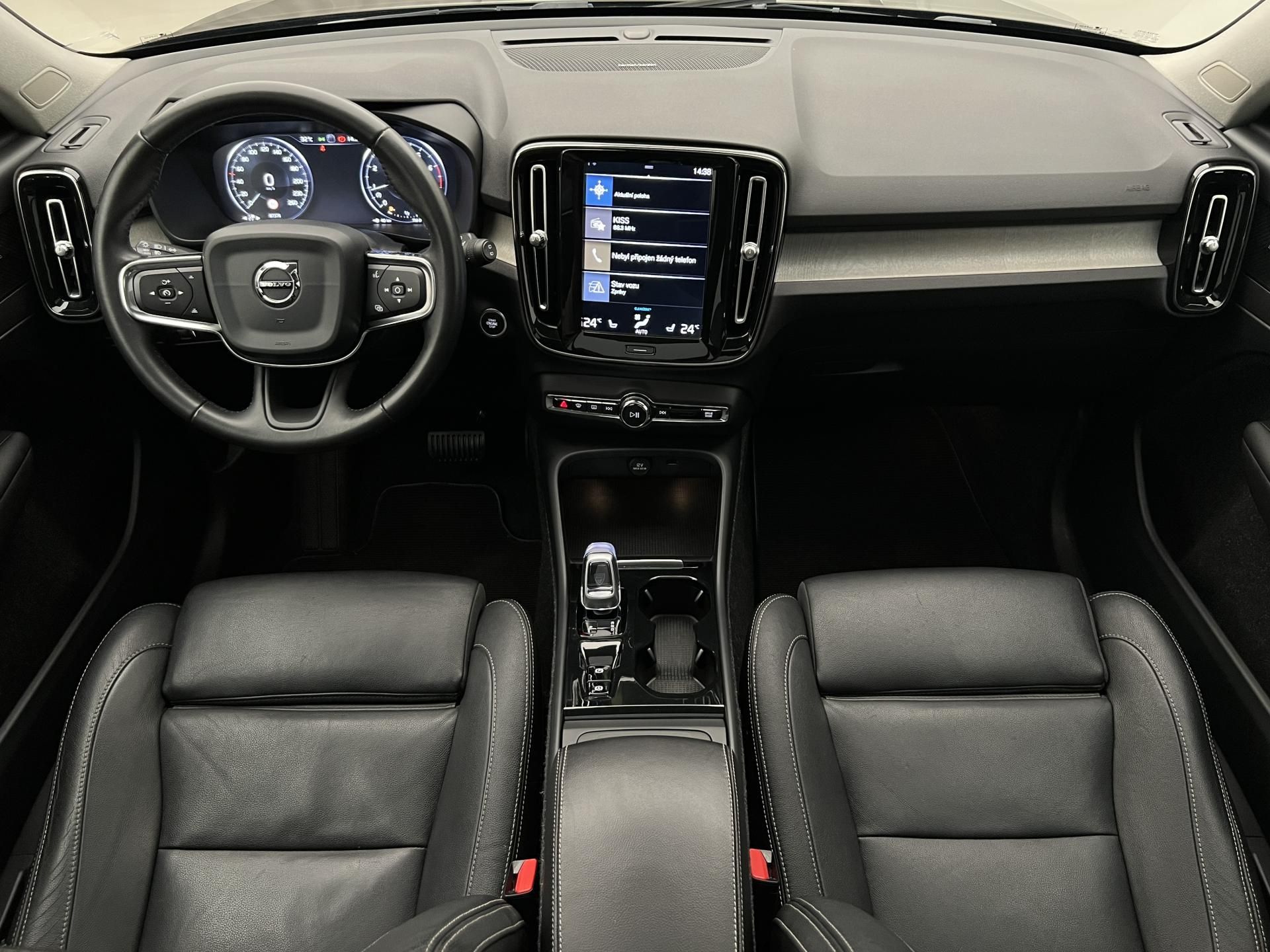 Volvo XC40, T4 INSCRIPTION AUT - fotka 2