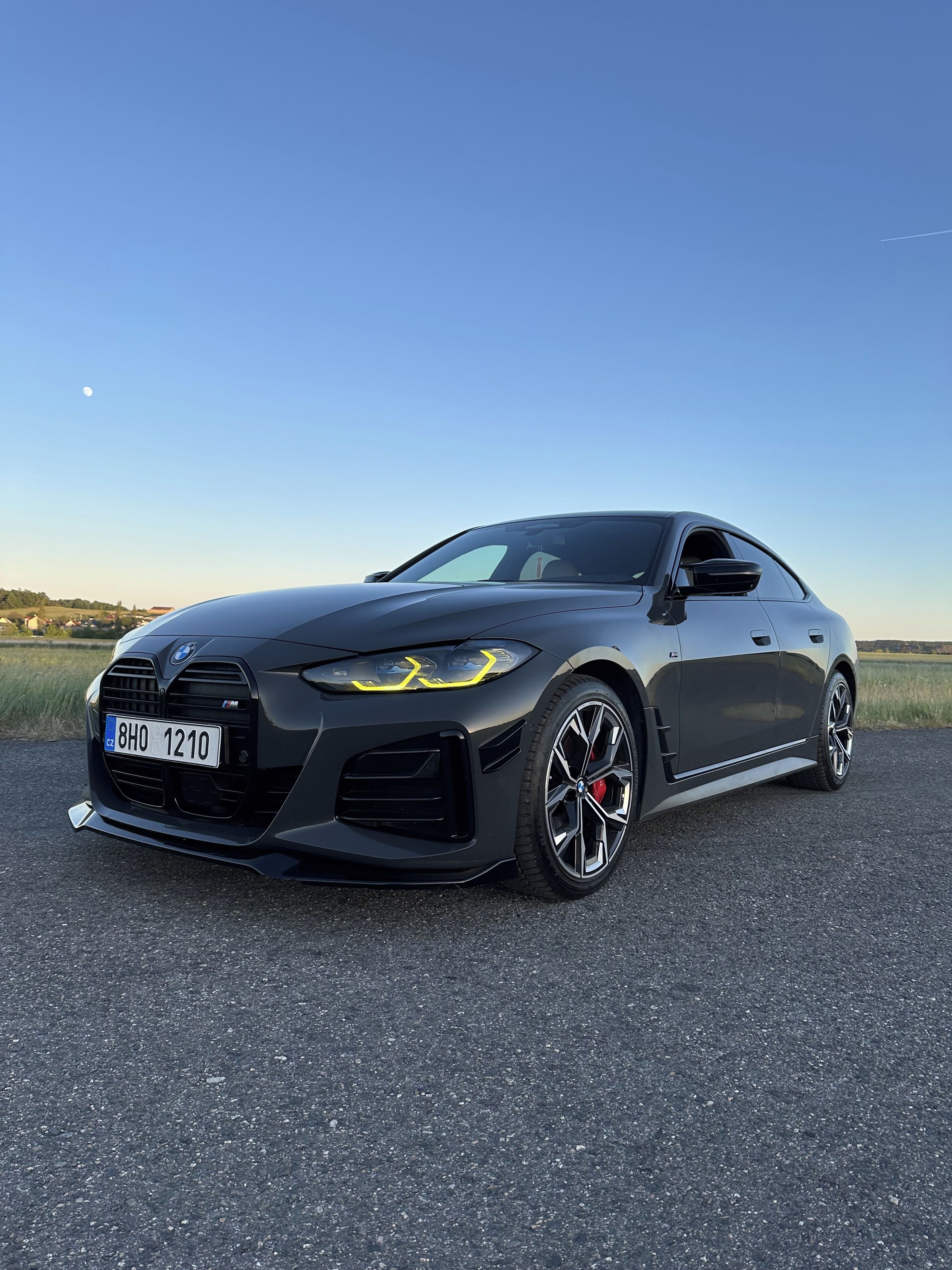BMW Řada 4, M440i Gran Coupé xDrive G26