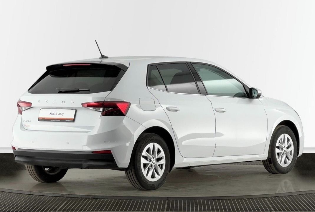 Škoda Fabia, Škoda Fabia DSG 1.0TSI 81kW - fotka 2