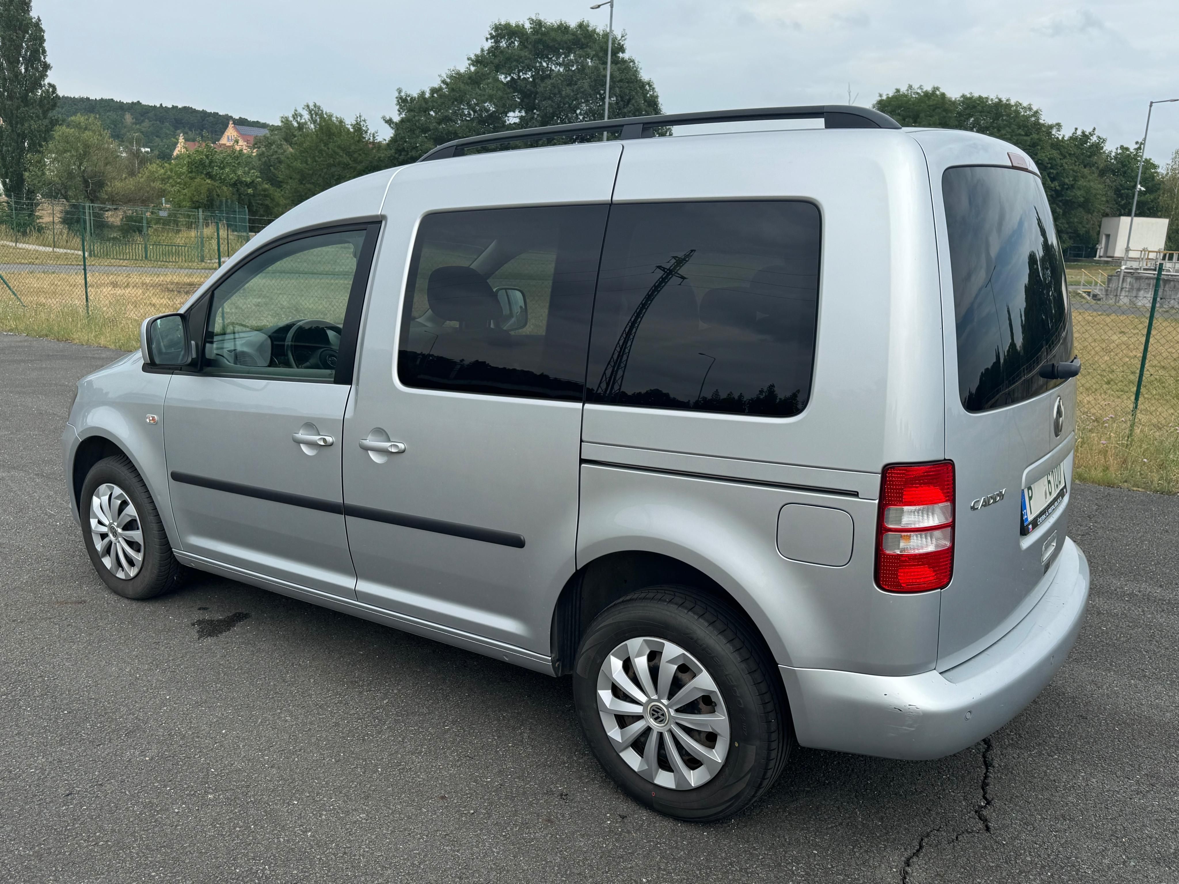 Volkswagen Caddy, FAMILY 1.6TDI DOVOZ BELGIE - fotka 4