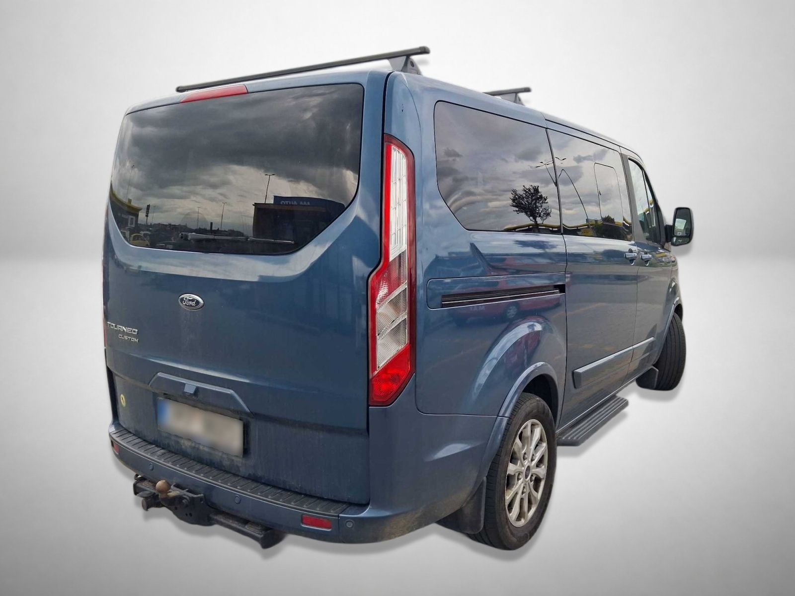 Ford Tourneo Custom, 2.0 EcoBlue, Titanium, Klima - fotka 2