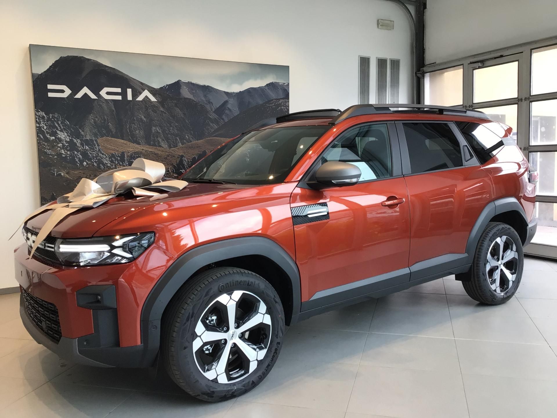 Dacia Bigster, 1.8 HYBRID MAX.VÝBAVA PAN.OKNO - fotka 4