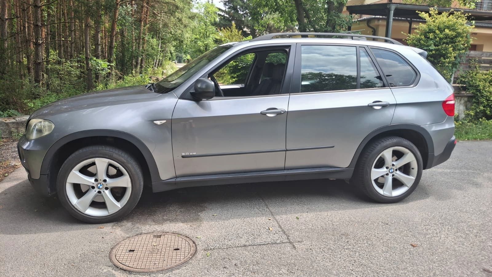 BMW X5, JAKO NOVÉ max.výbava 20ALU - fotka 4