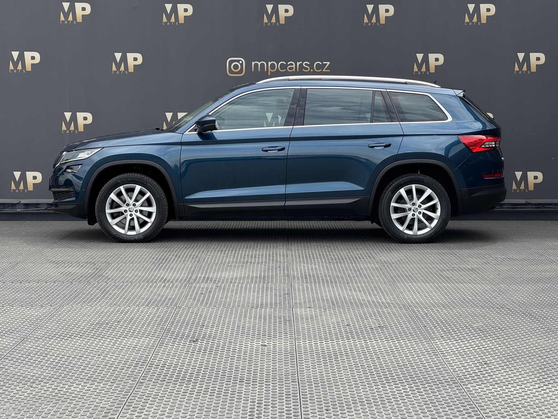 Škoda Kodiaq, 2.0TSi DSG 4X4 Style, ACC PANO - fotka 5