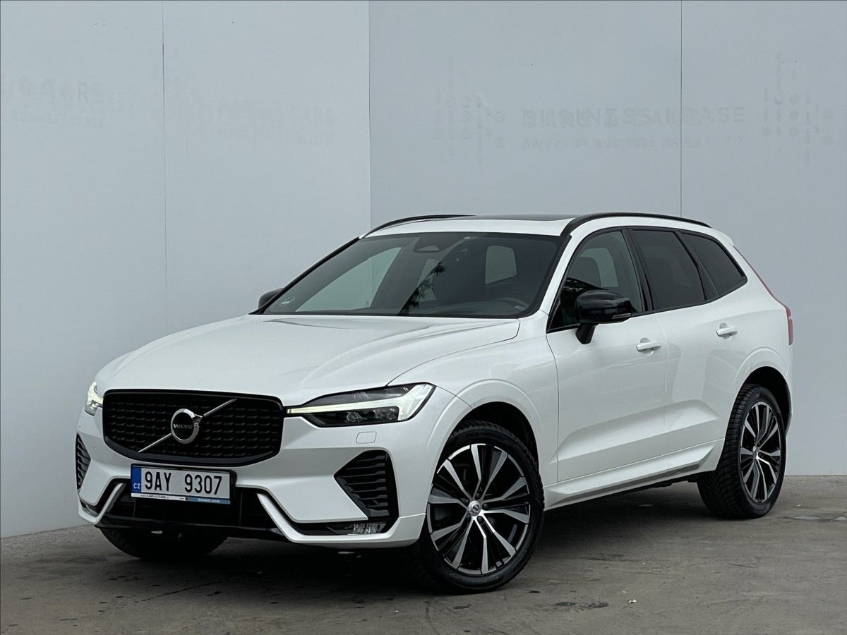 Volvo XC60, 2,0 B4 A8 Ultimate Dark