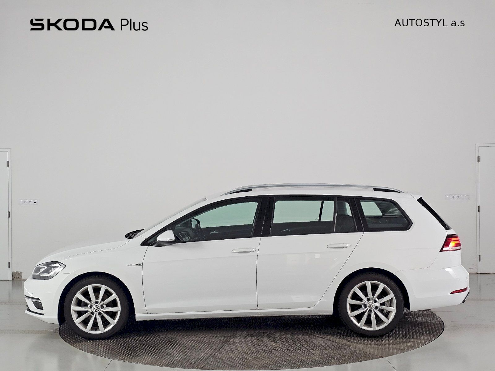 Volkswagen Golf Variant, 1,5 TSI EVO 130k COMFORT LINE - fotka 3
